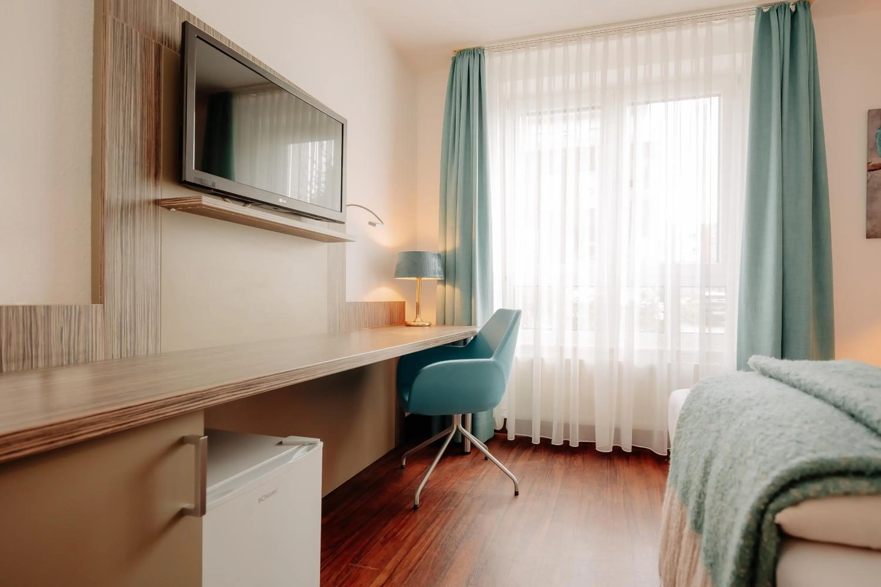 Bedroom, Bed in CASCADA Rheine by Hackmann