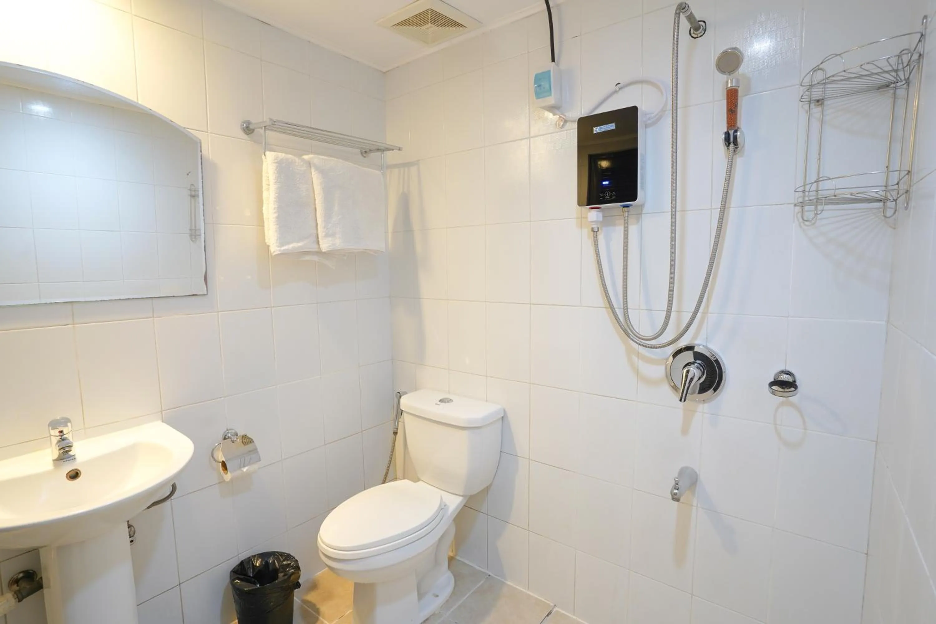 Bathroom in Arzo Hotel Manila