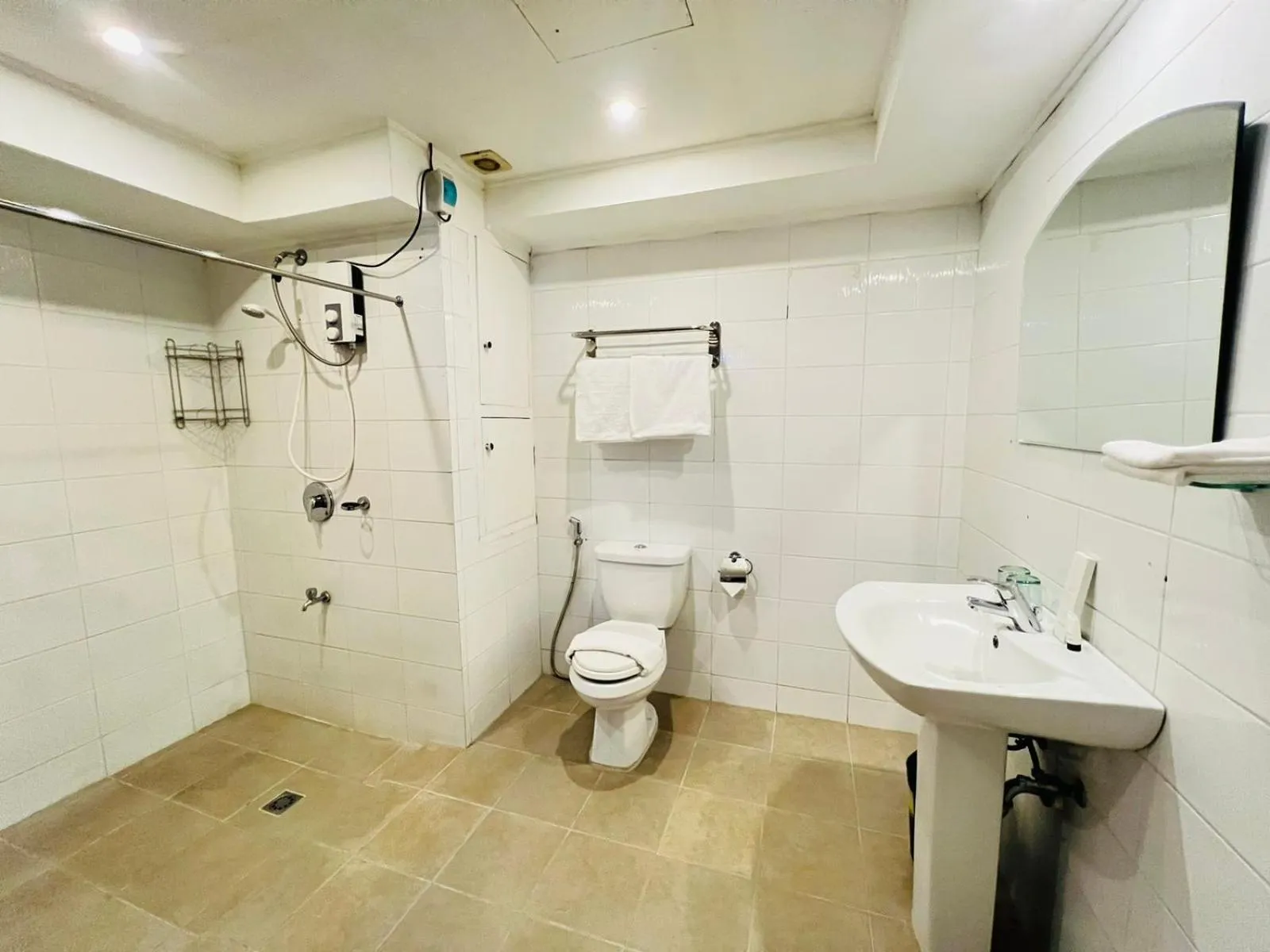 Bathroom in Arzo Hotel Manila