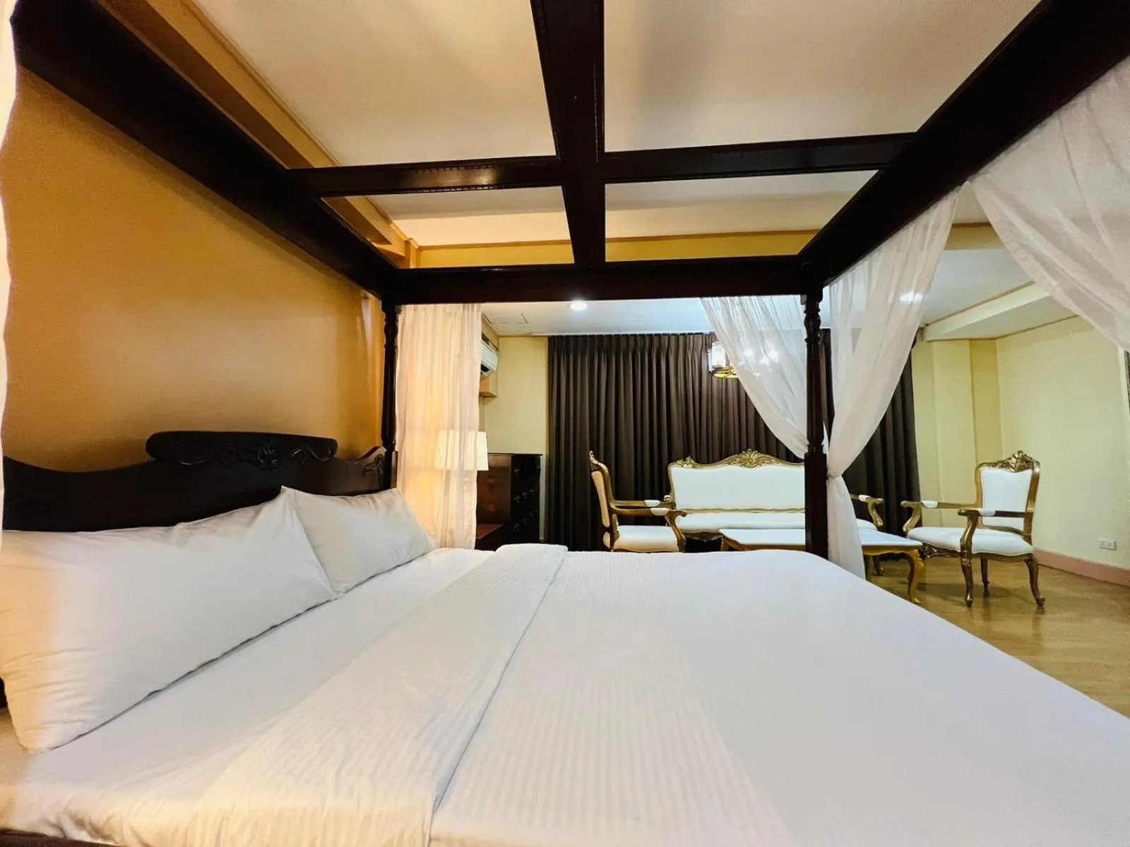 Bed in Arzo Hotel Manila