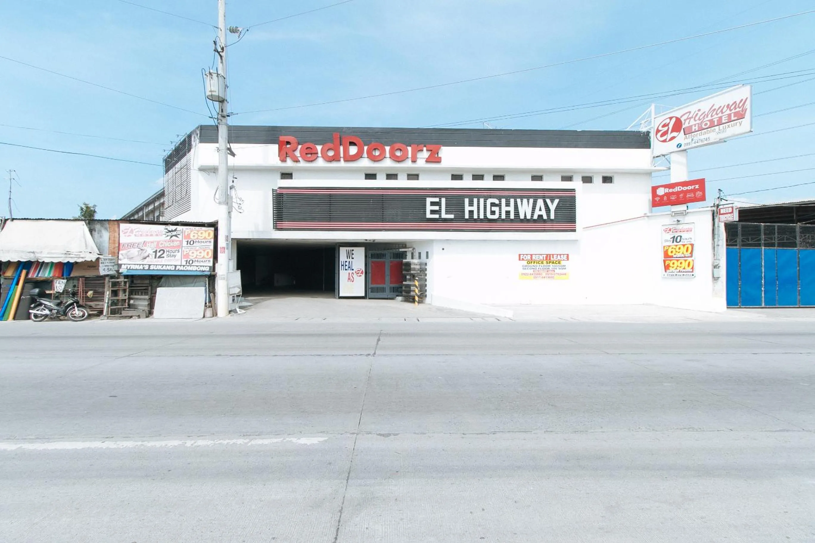 Property building in RedDoorz @ EL Highway Hotel Bulacan