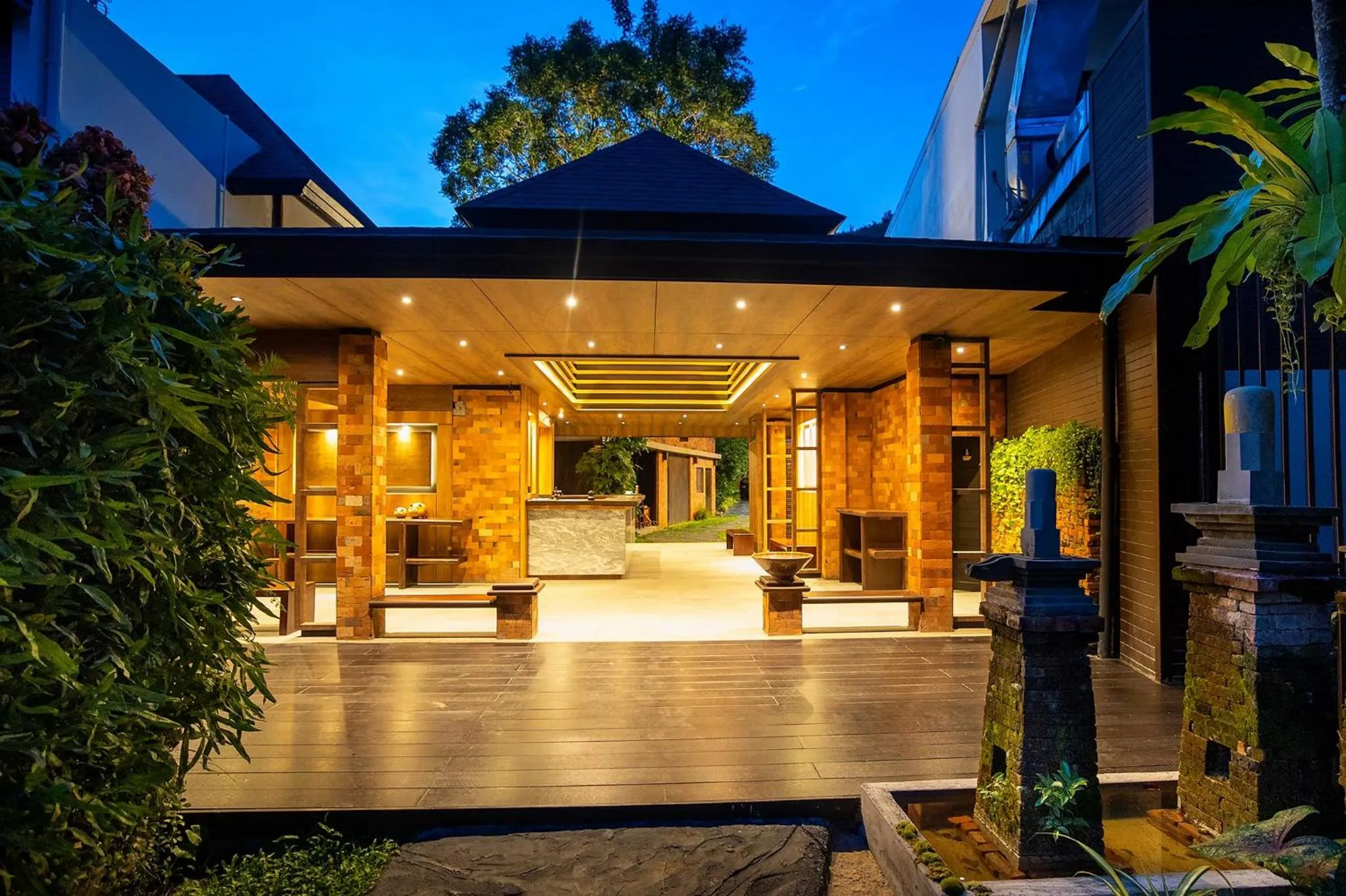 Area and facilities in The Cliff Elegance Resort