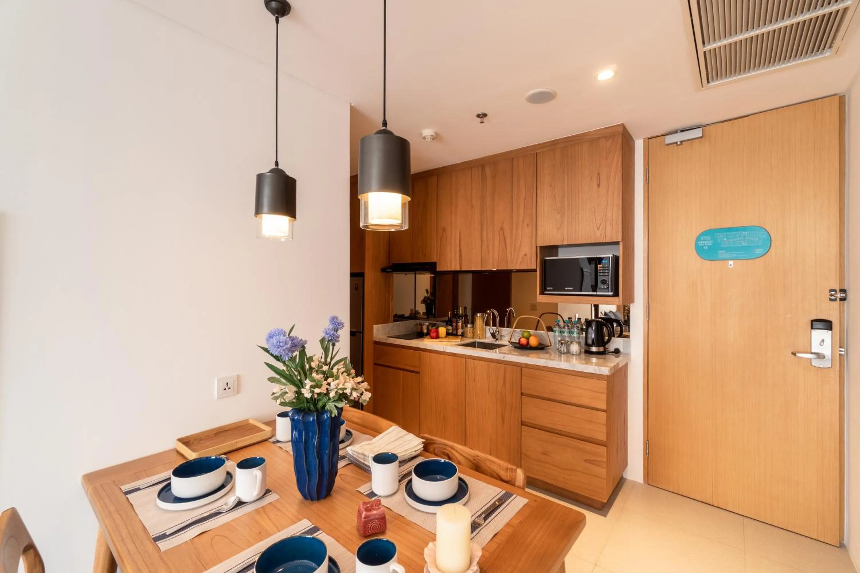 Kitchen or kitchenette in Citadines Berawa Beach Bali