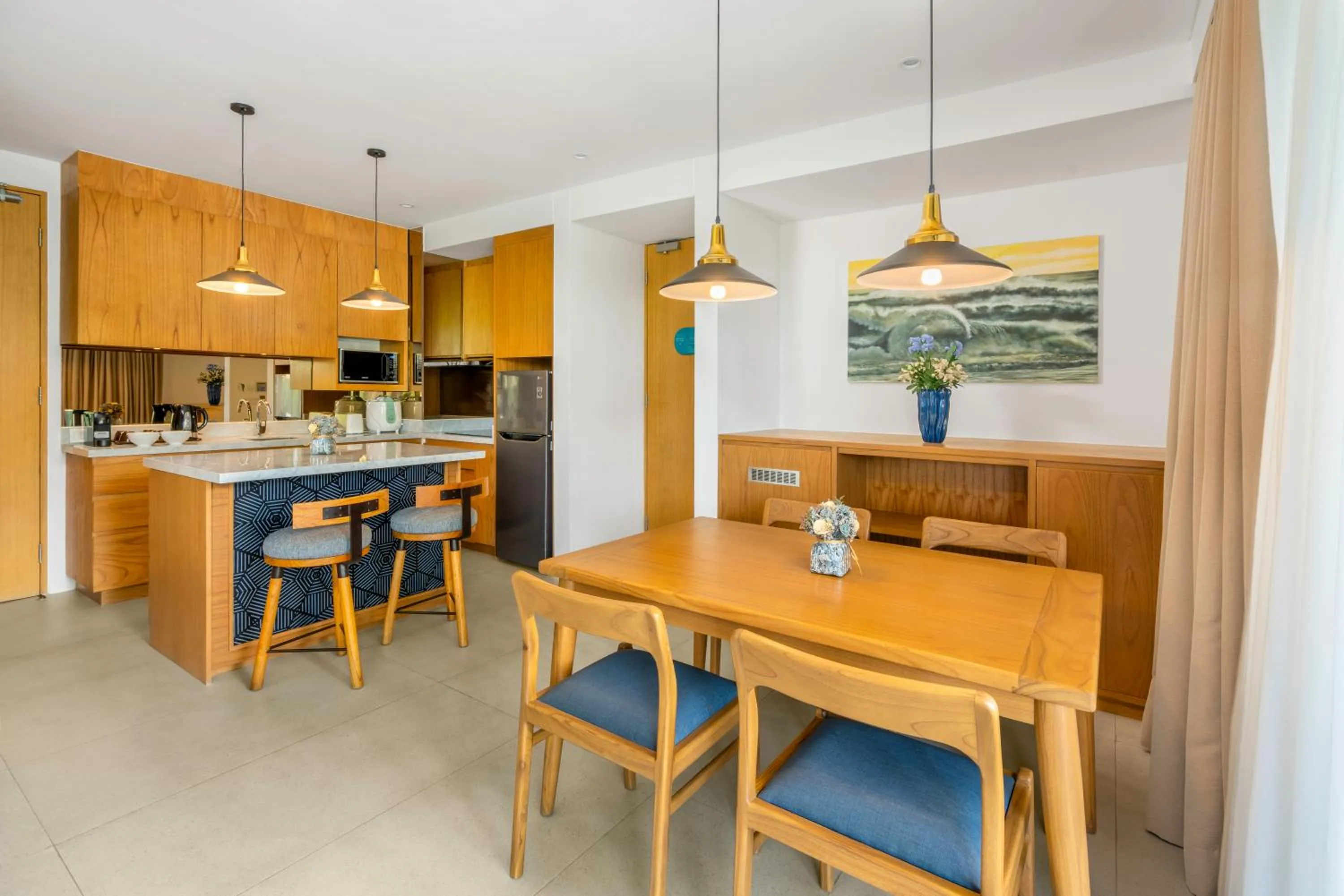 Kitchen or kitchenette in Citadines Berawa Beach Bali