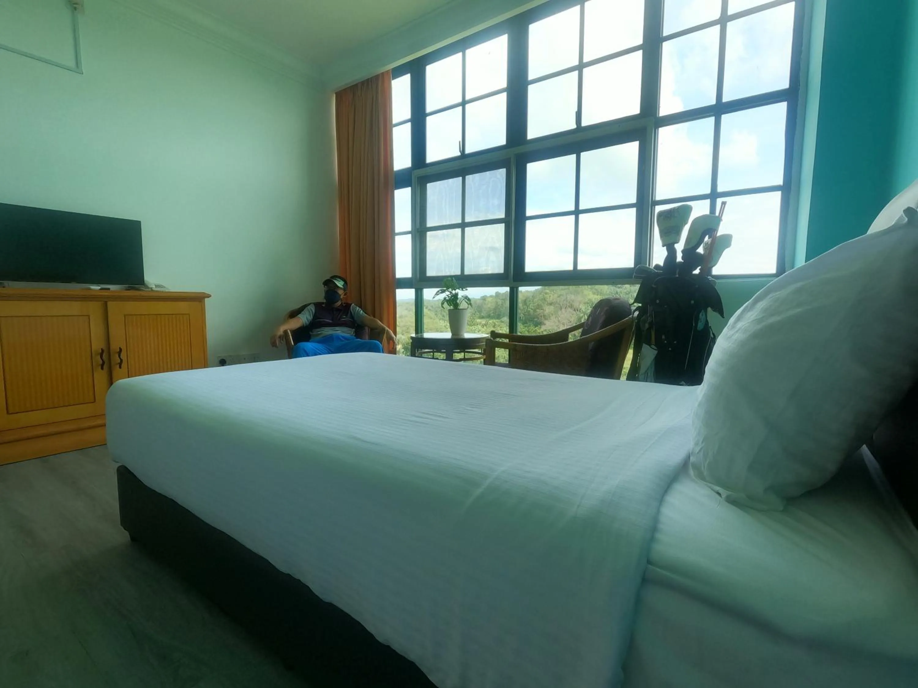 Bed in Bukit Beruntung Resort
