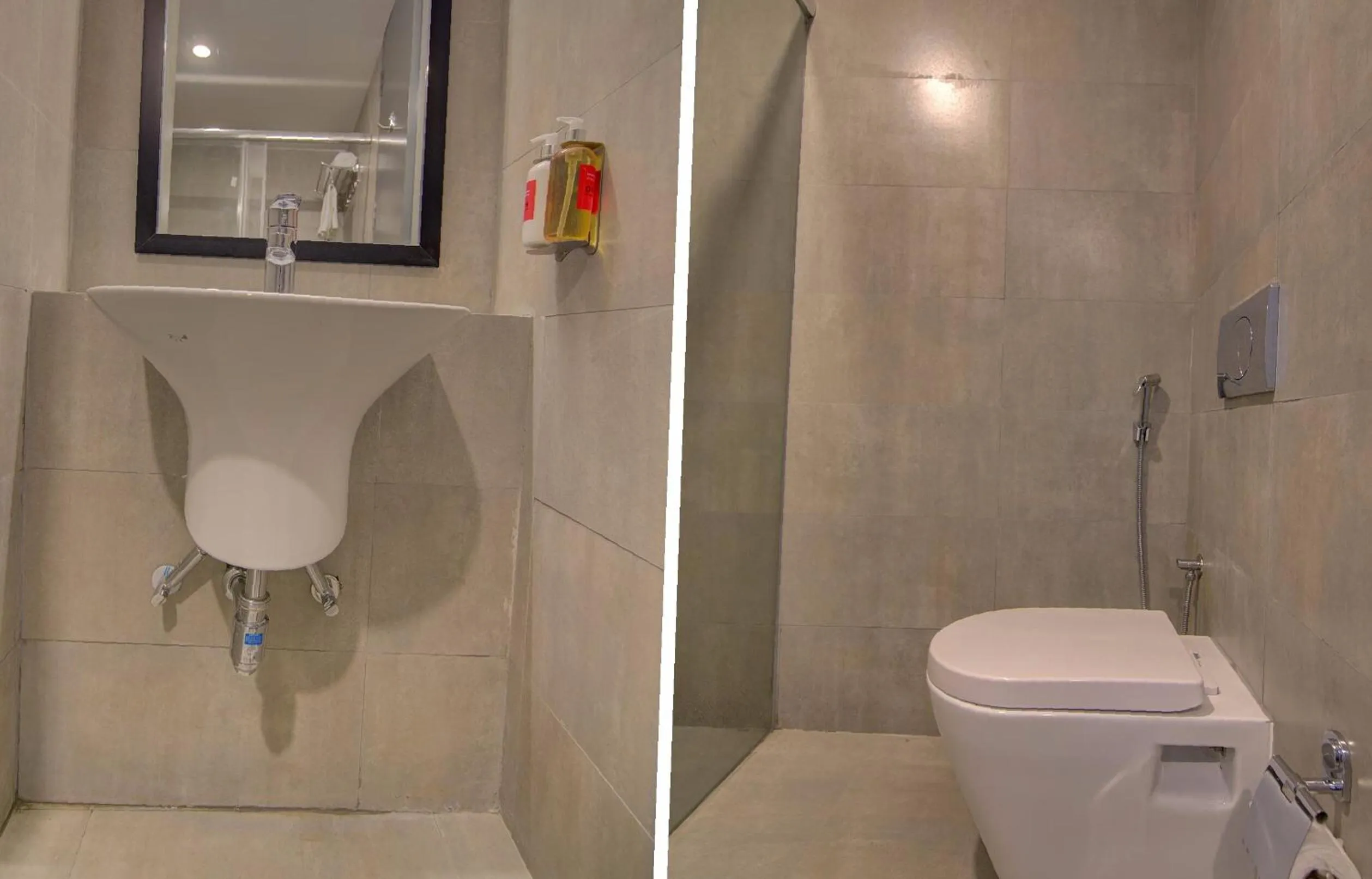 Bathroom in Townhouse De Alphabet