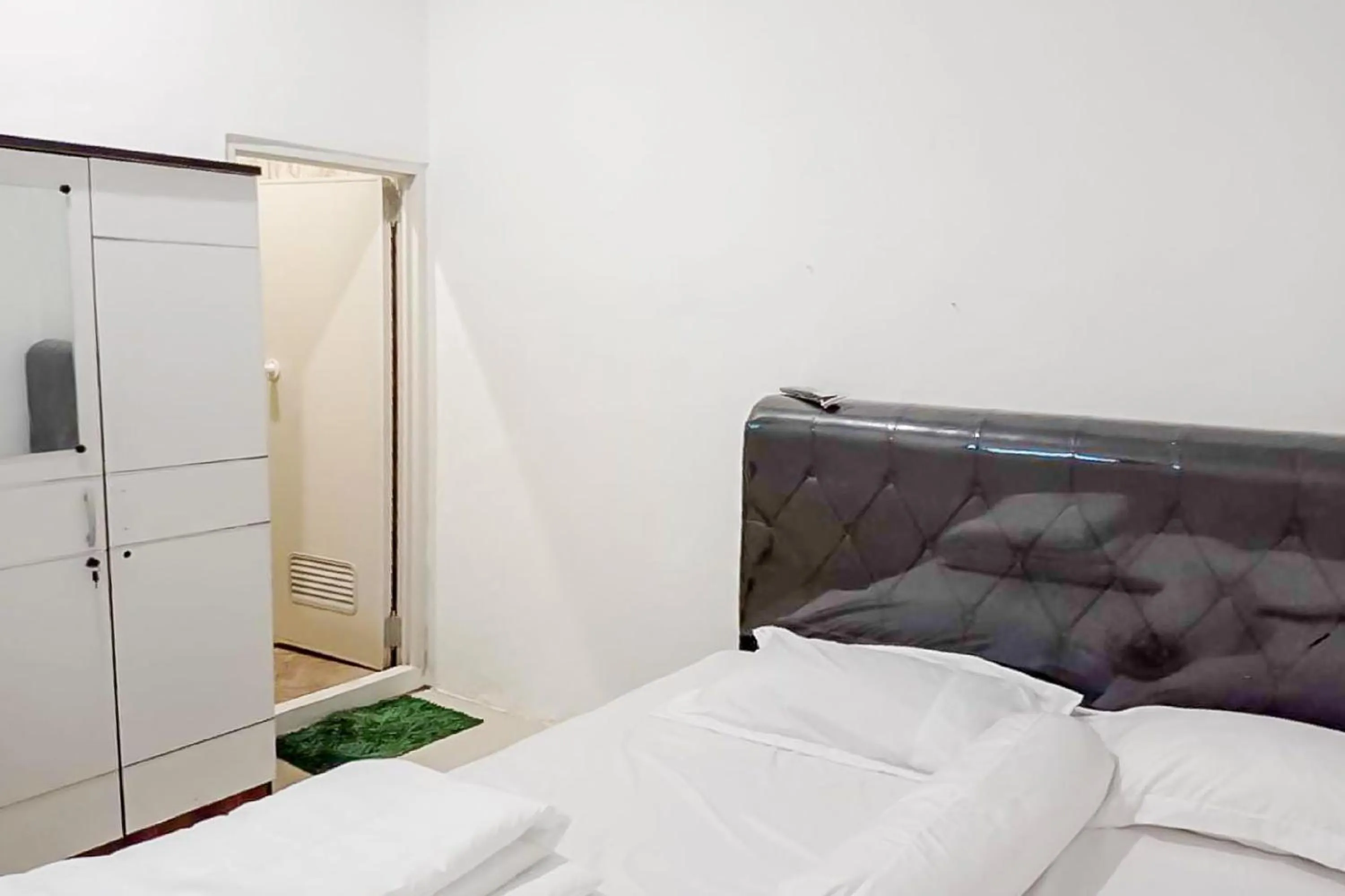 Bed in Agnes Residence near Blok M Mitra RedDoorz