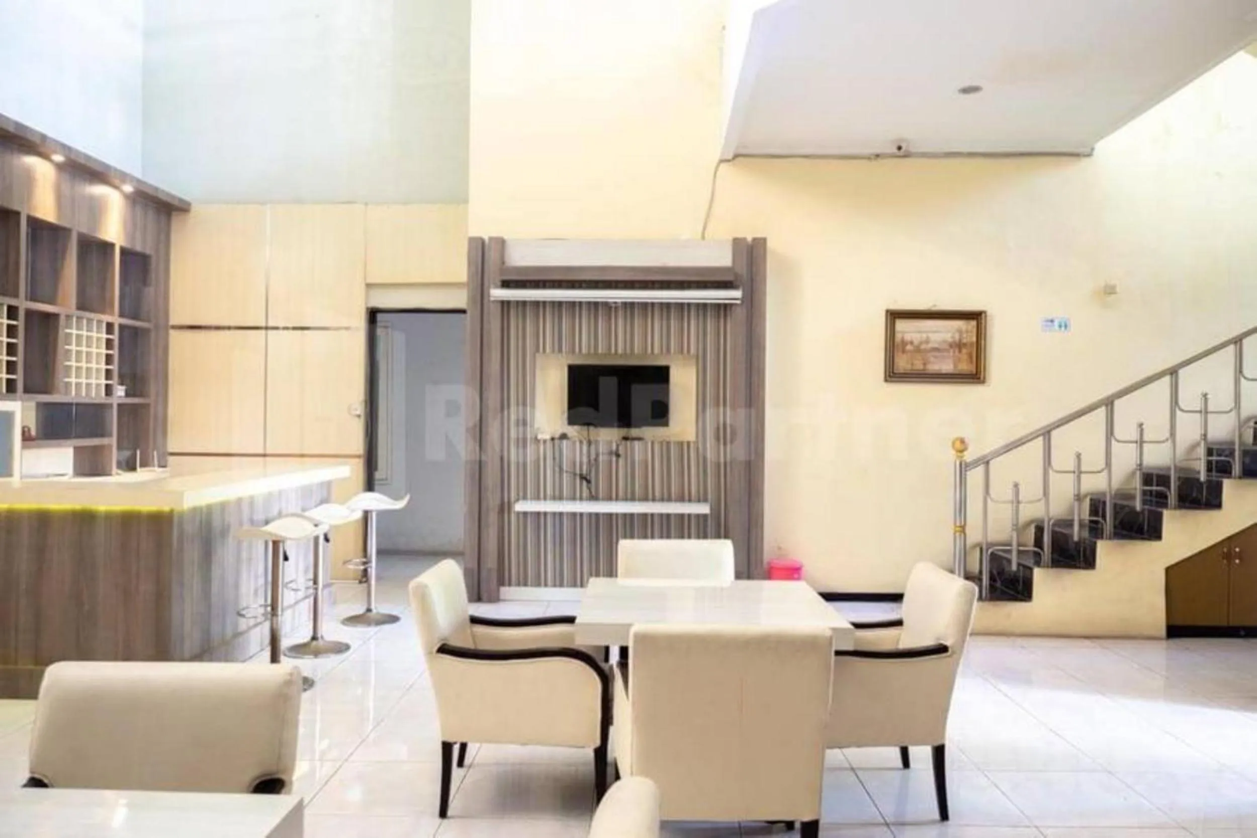 My Hommy Homestay Mitra RedDoorz