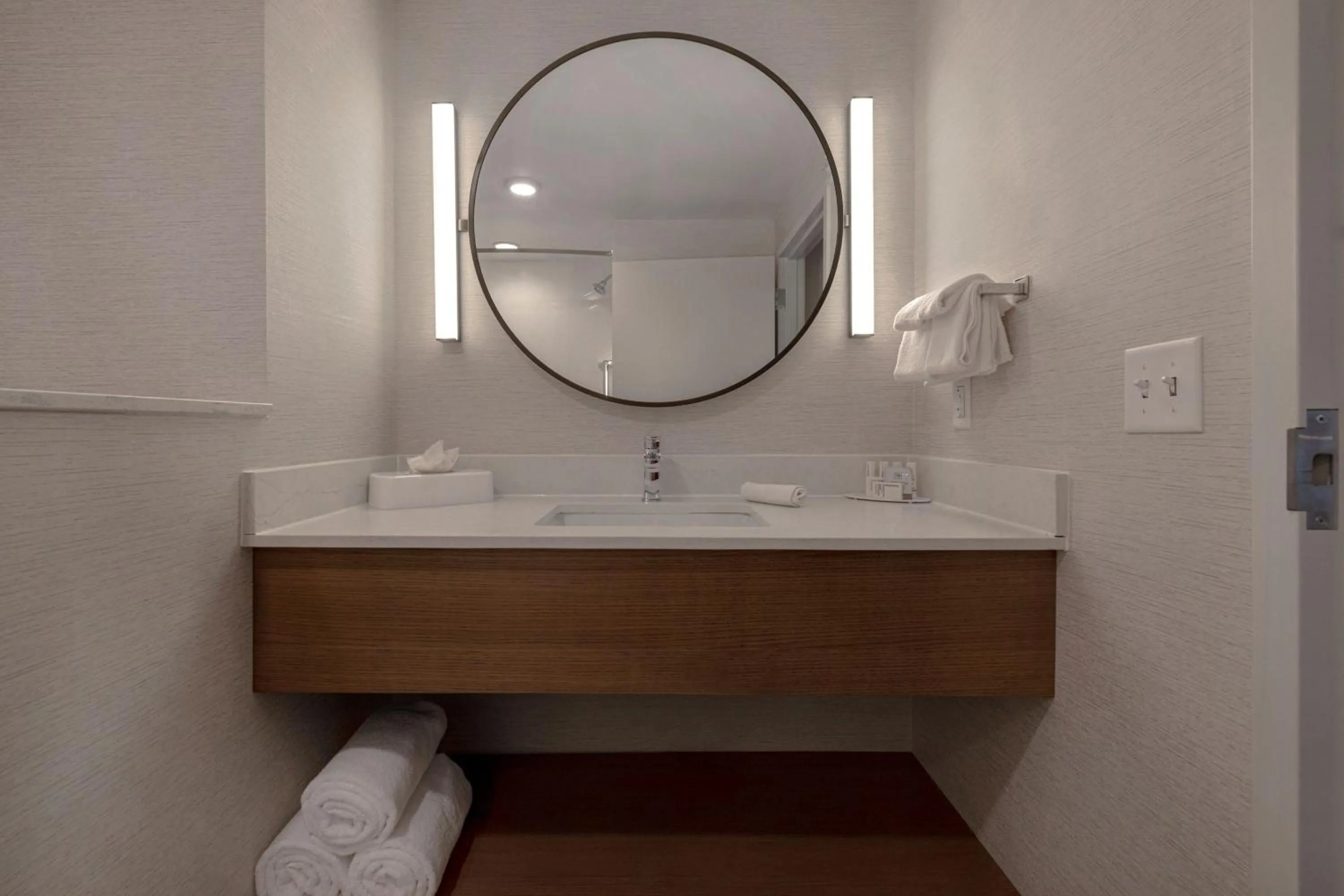 Bathroom in Fairfield by Marriott Inn & Suites Denver Airport at Gateway Park