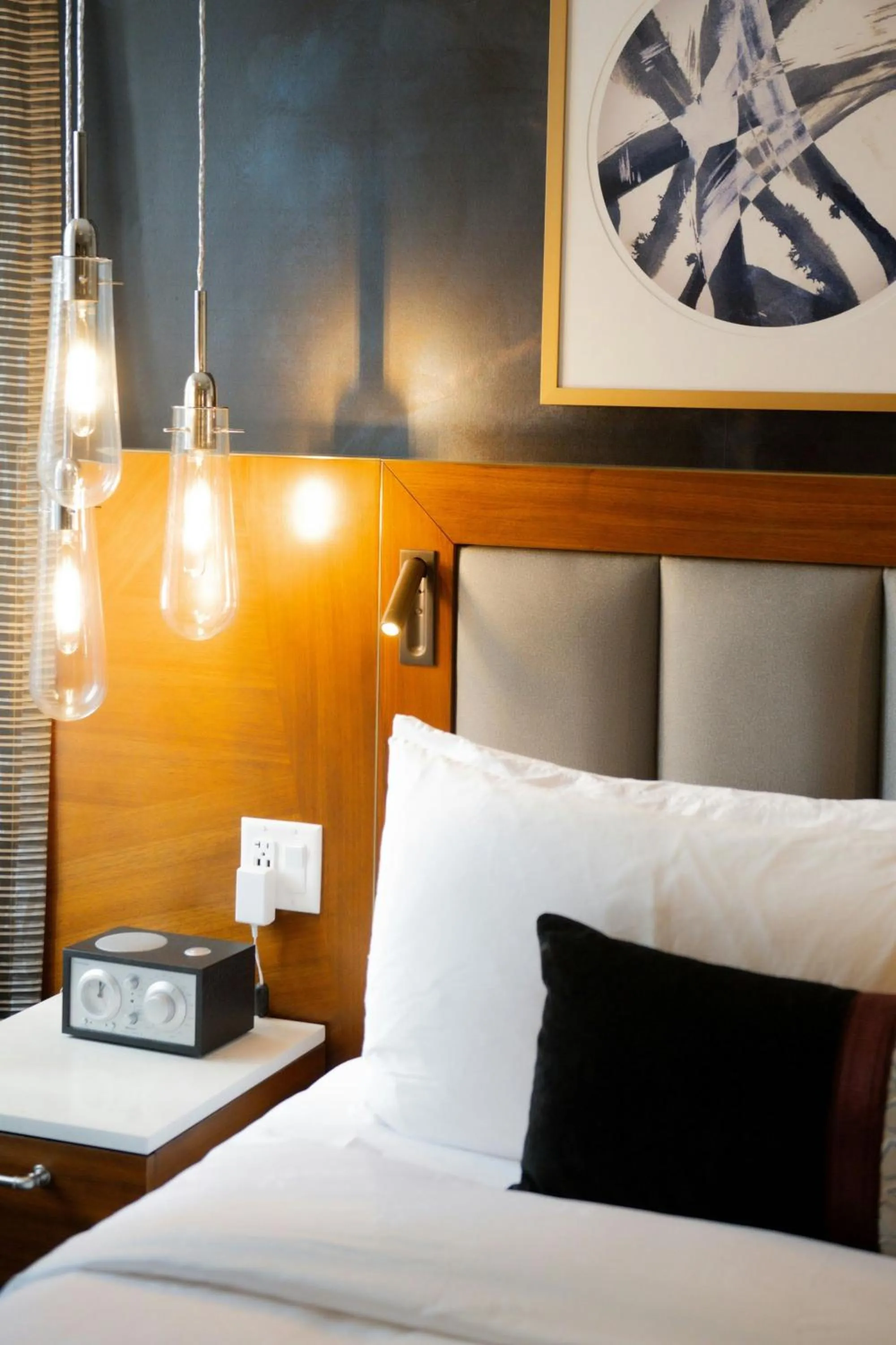 Other, Bed in Rand Tower Hotel, Minneapolis, a Tribute Portfolio Hotel