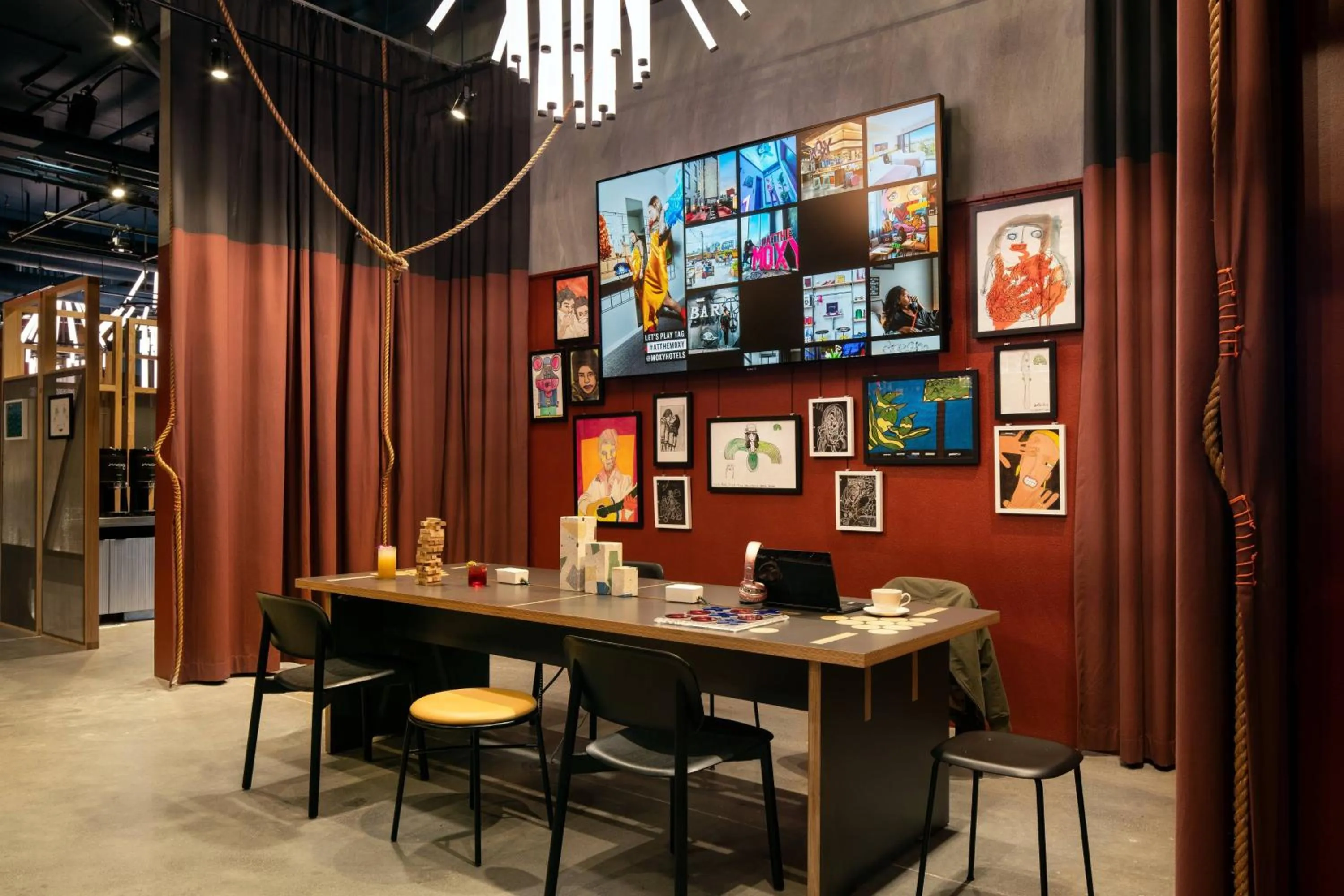 Restaurant/places to eat in Moxy Oakland Uptown