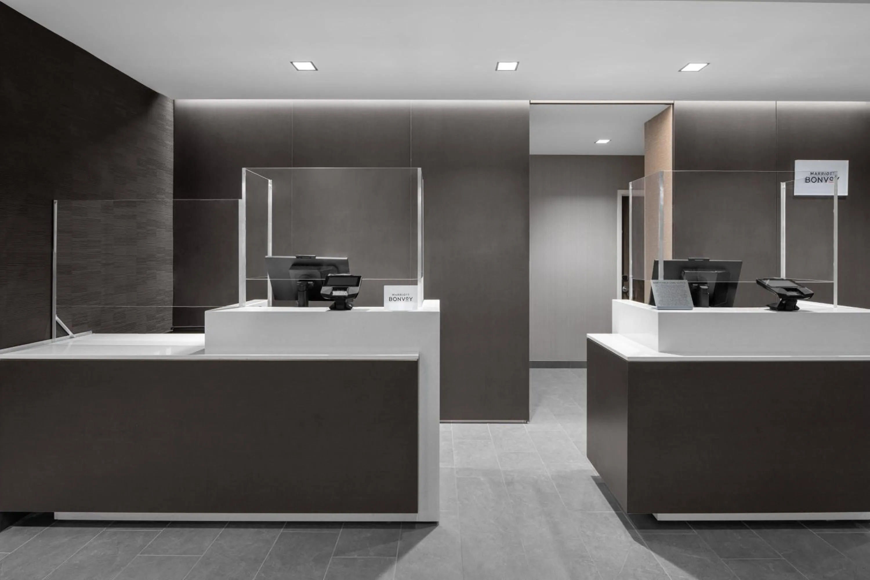 Lobby or reception in Courtyard by Marriott Clearwater Beach