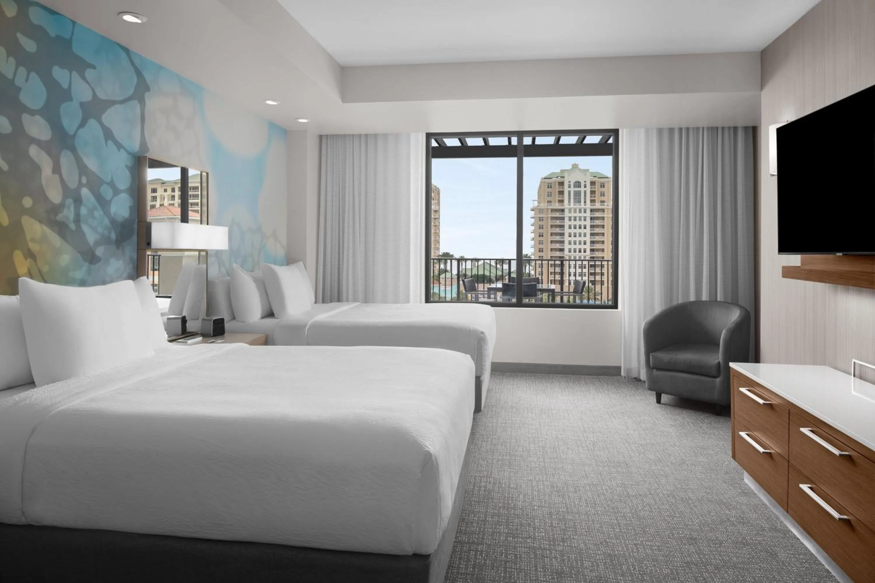 Bedroom, Bed in Courtyard by Marriott Clearwater Beach