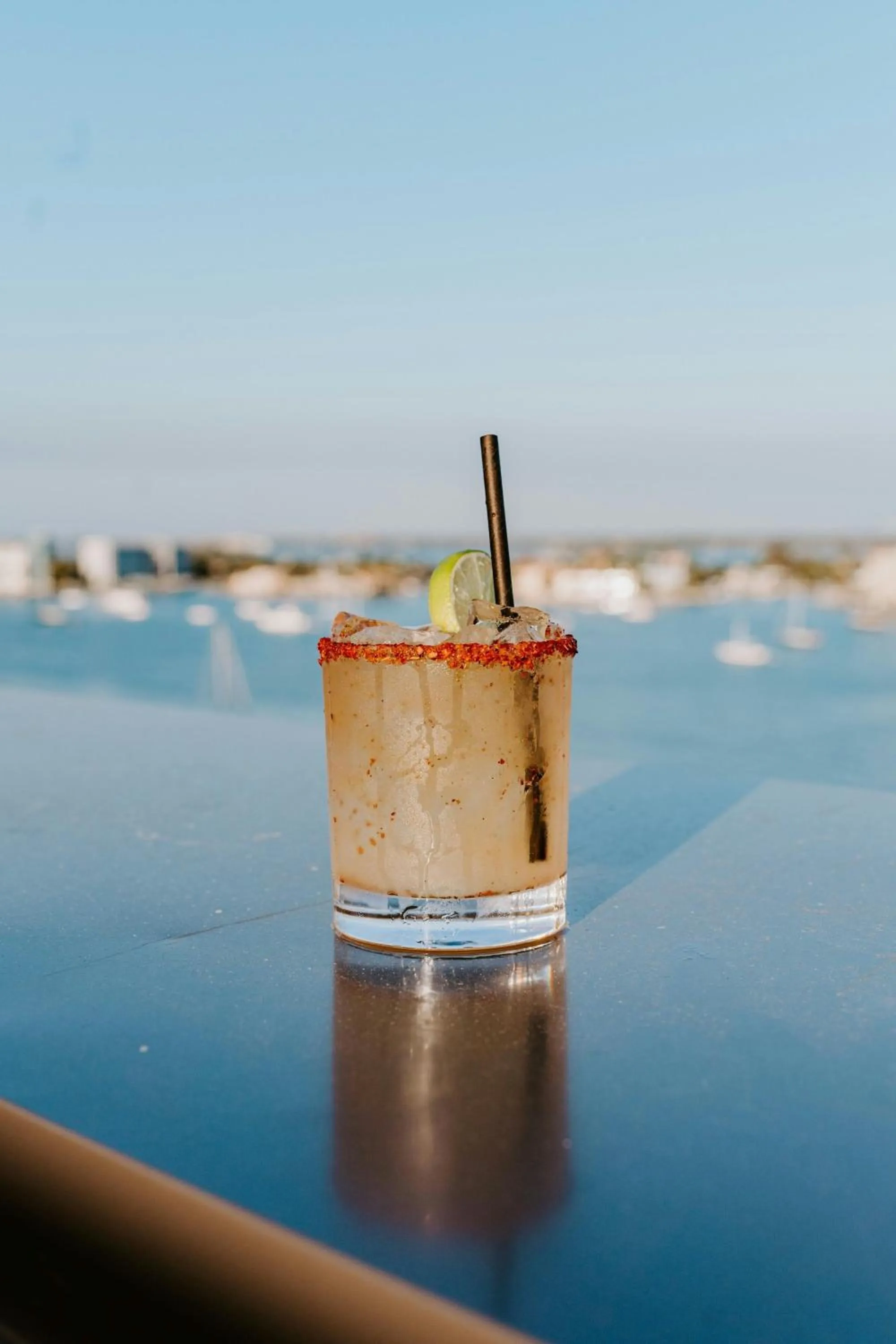 Restaurant/places to eat in Courtyard by Marriott Clearwater Beach