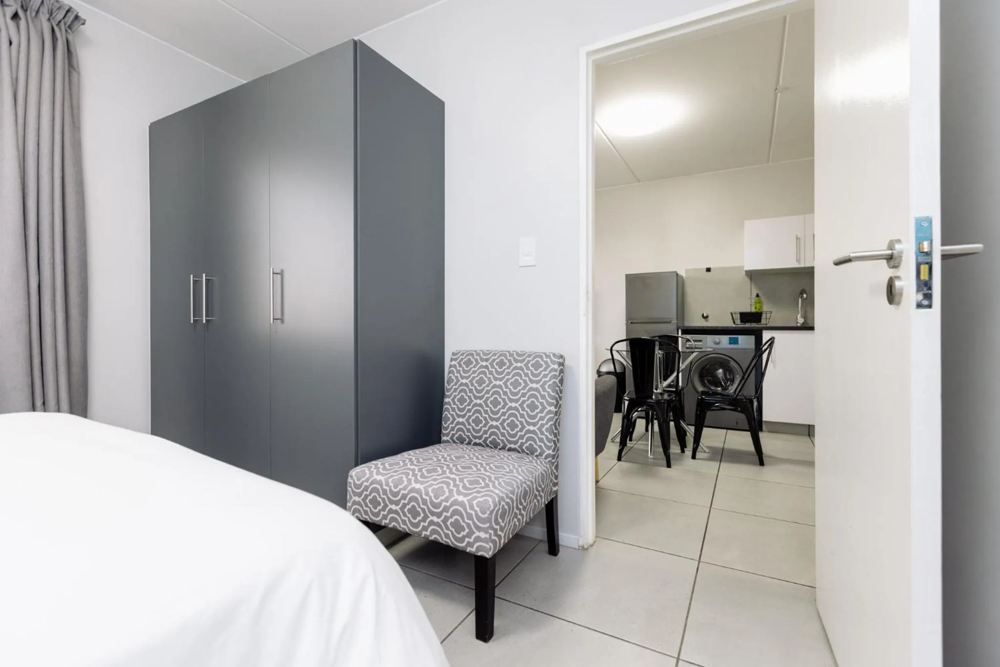 wardrobe, Bed in MINT Express Sandton View