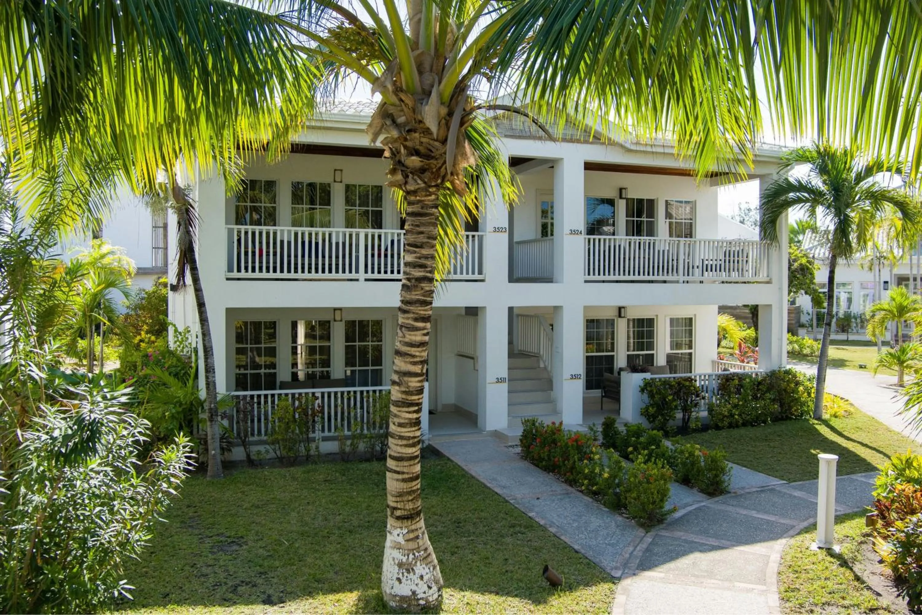 Bedroom in Alaia Belize, Autograph Collection