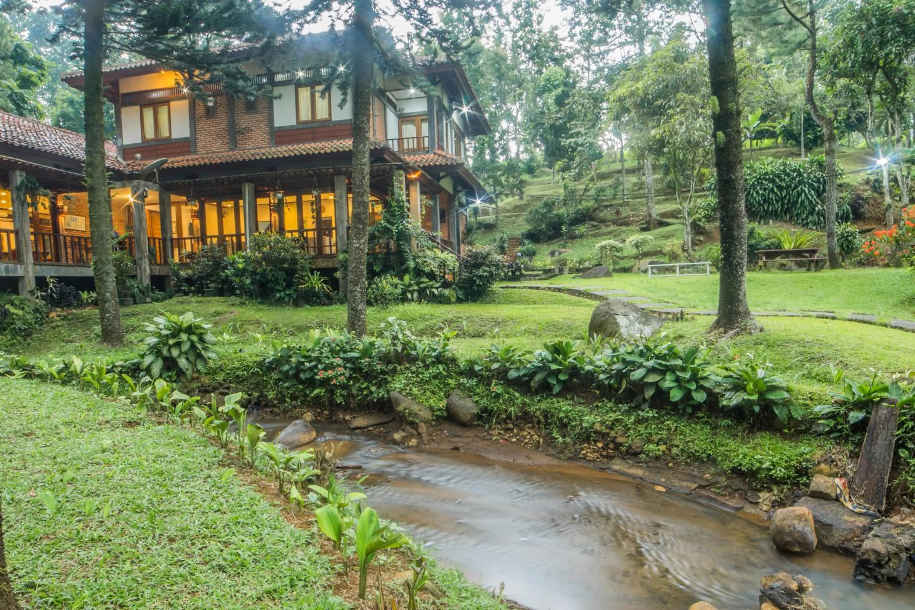 Garden in Griya Dunamis by SABDA