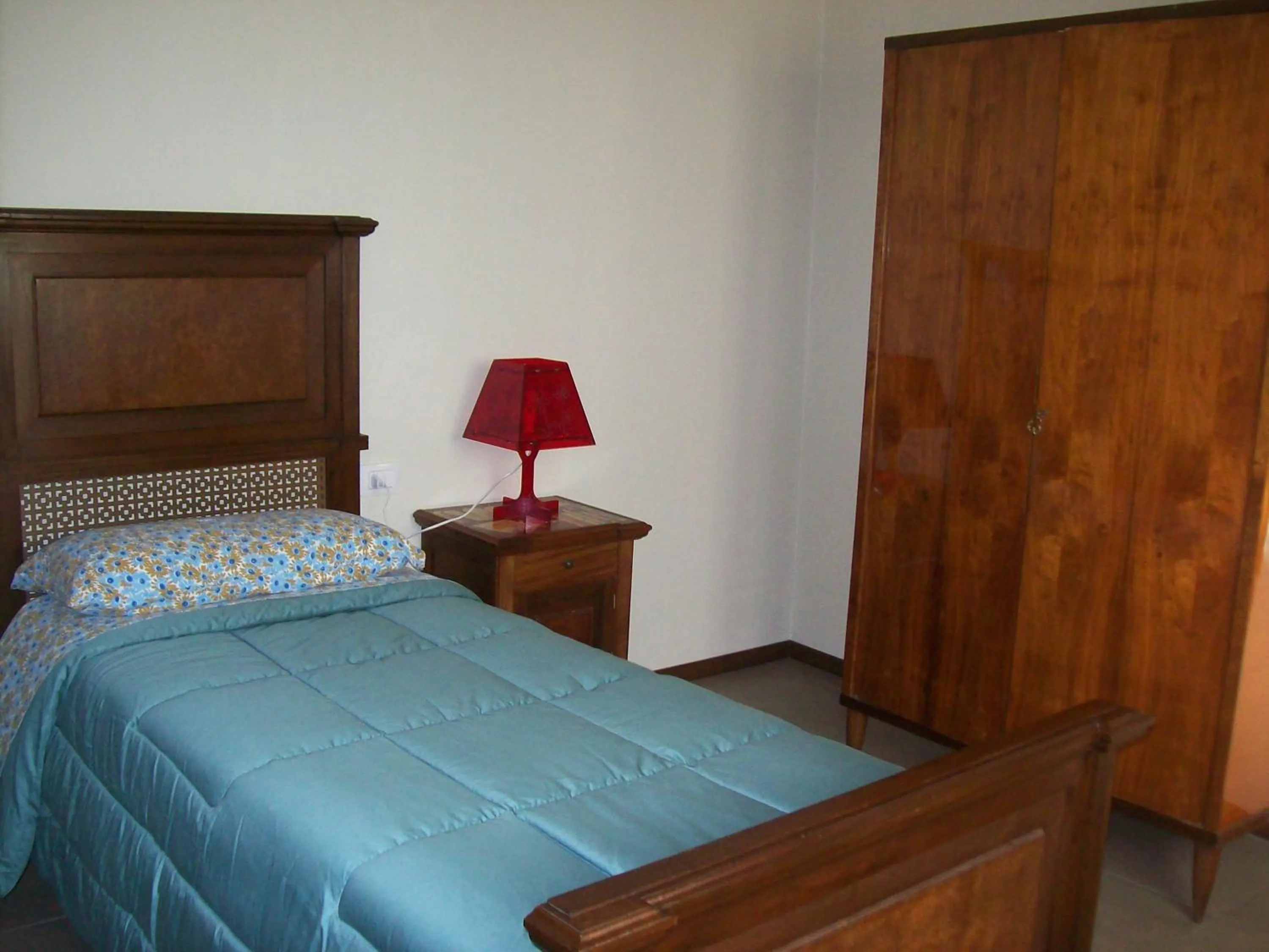 Bedroom, Bed in La Bottega Del Falegname