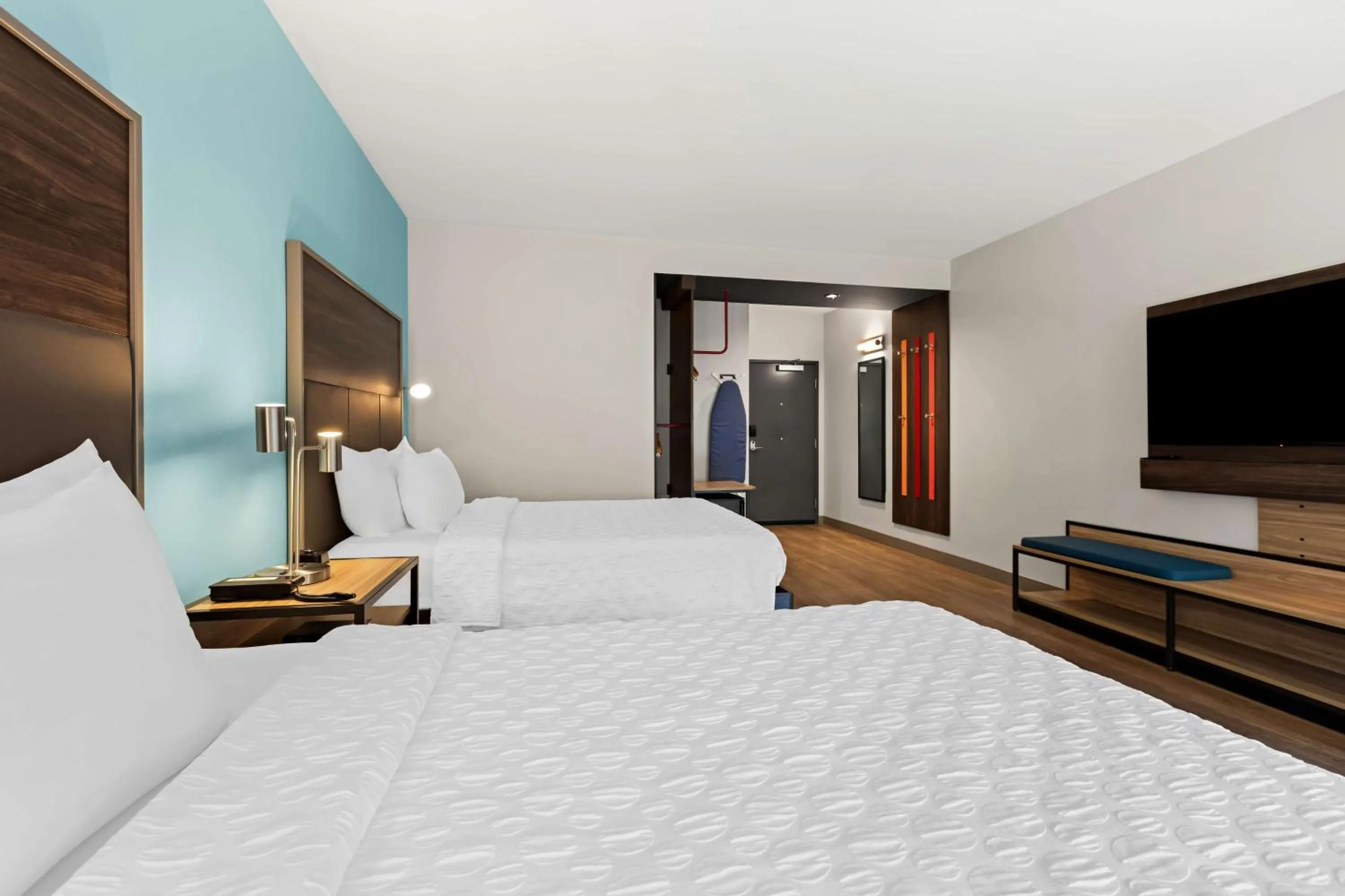 Bed in Tru by Hilton Asheville Blue Ridge Parkway