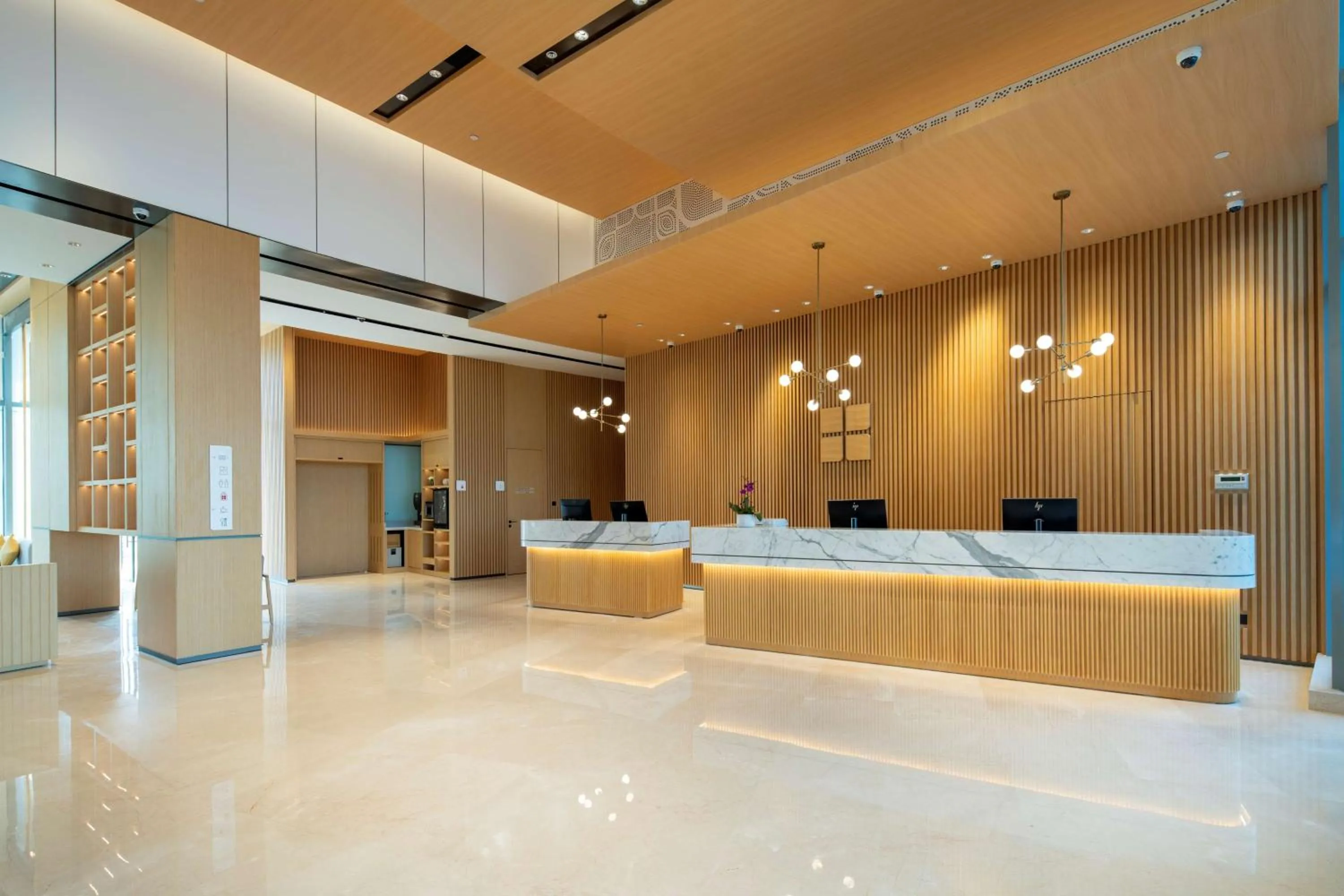 Lobby or reception in Hilton Garden Inn Zhuhai Hengqin Sumlodol Park
