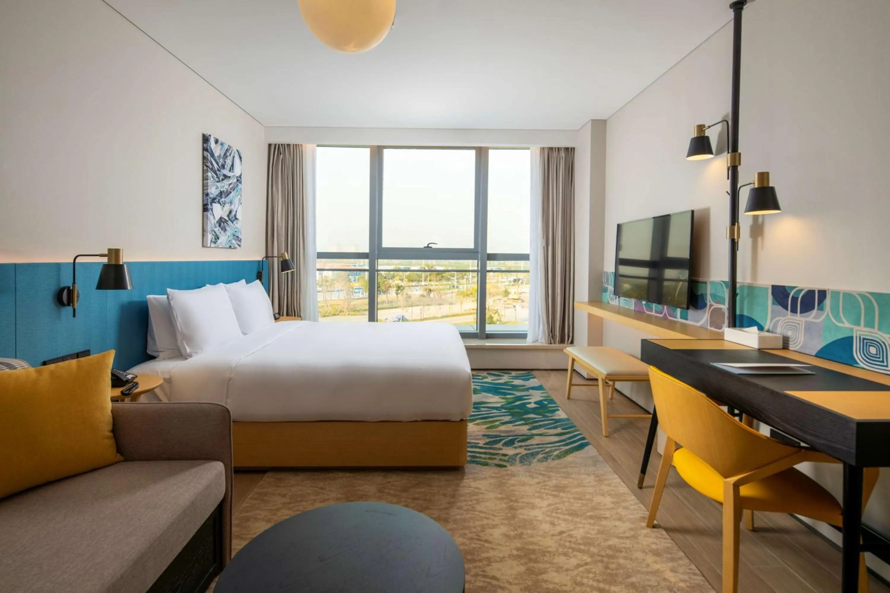 TV and multimedia, Bed in Hilton Garden Inn Zhuhai Hengqin Sumlodol Park