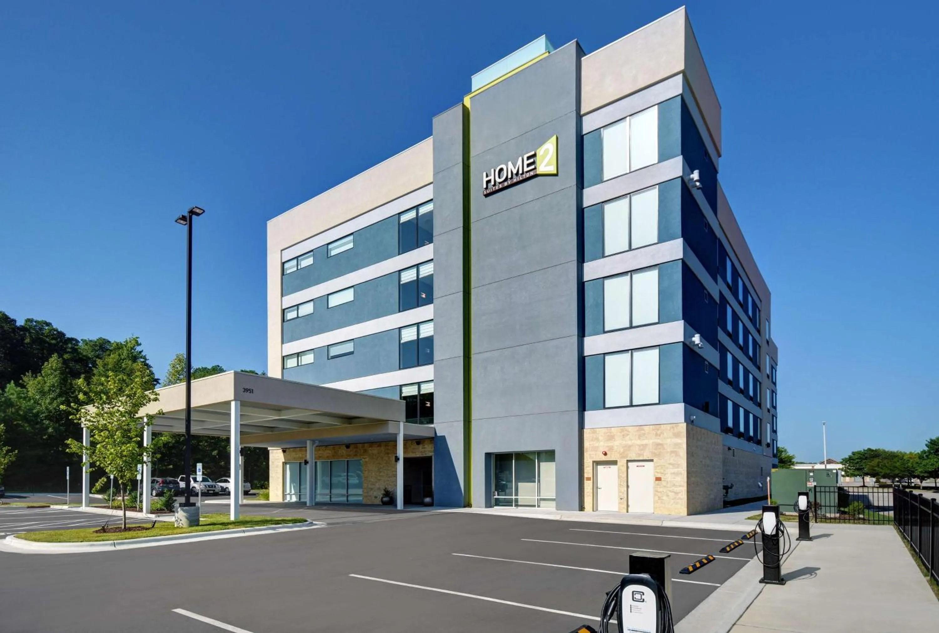 Property building in Home2 Suites By Hilton Raleigh North I-540