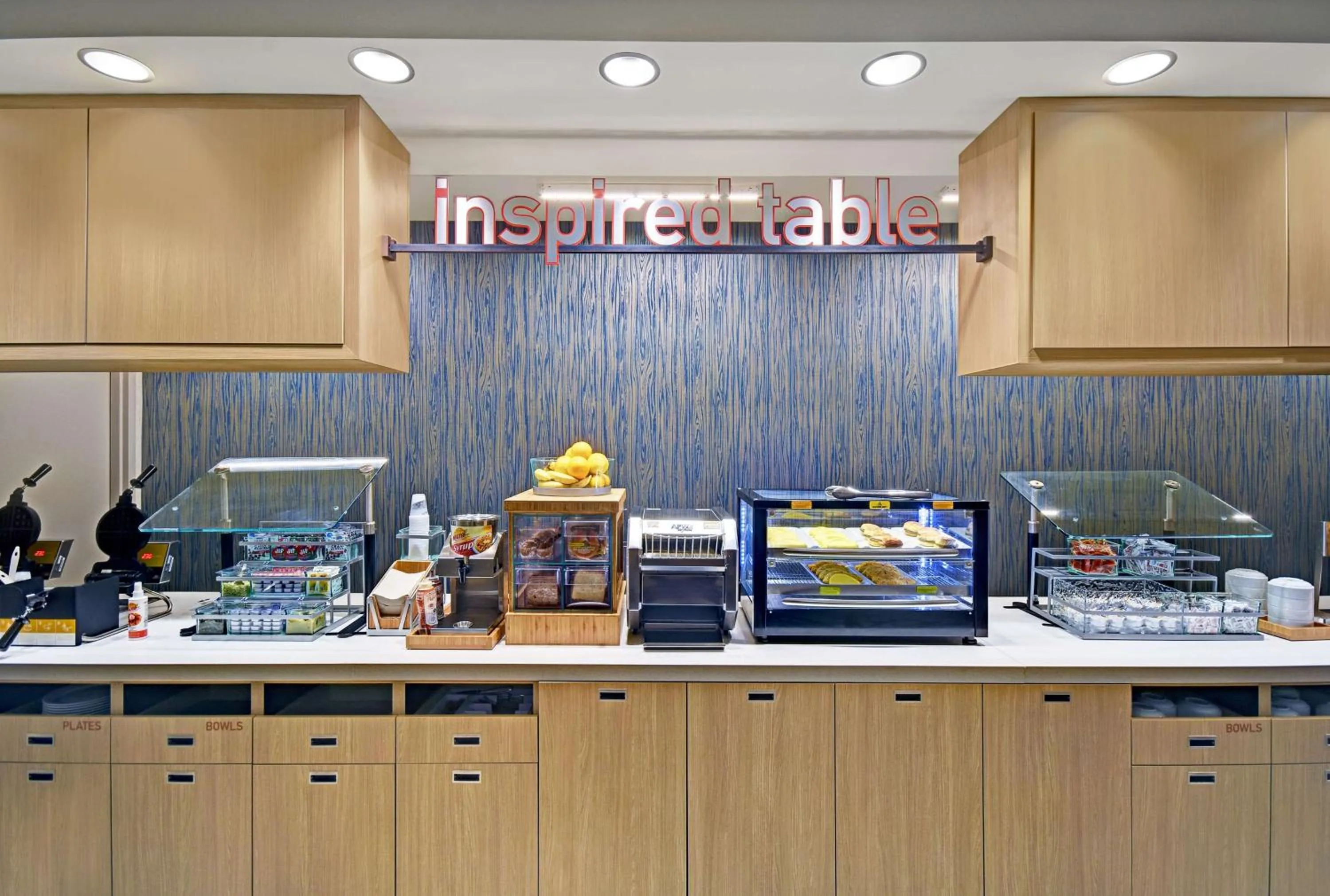 Breakfast in Home2 Suites By Hilton Raleigh North I-540