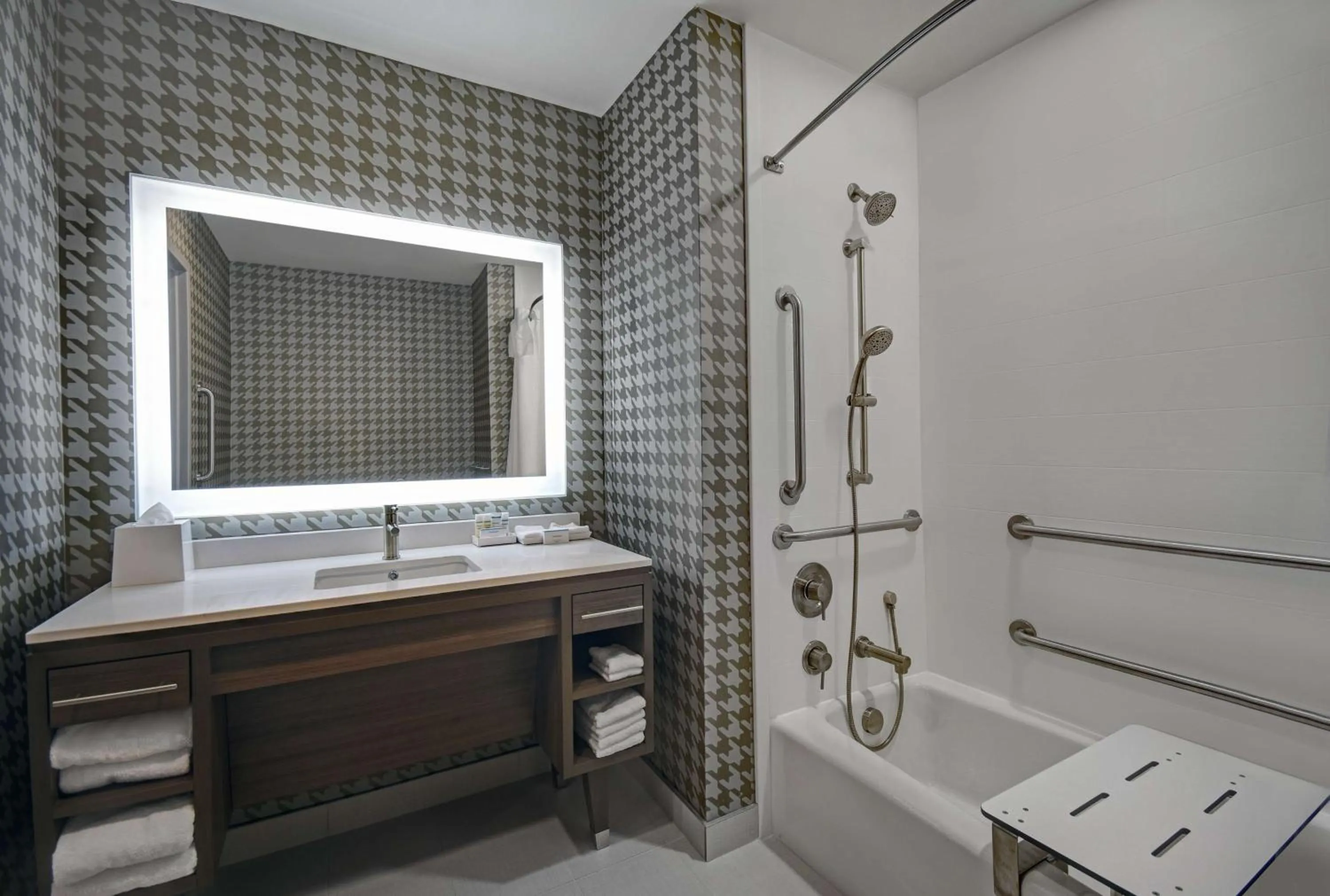 Bathroom in Home2 Suites By Hilton Raleigh North I-540