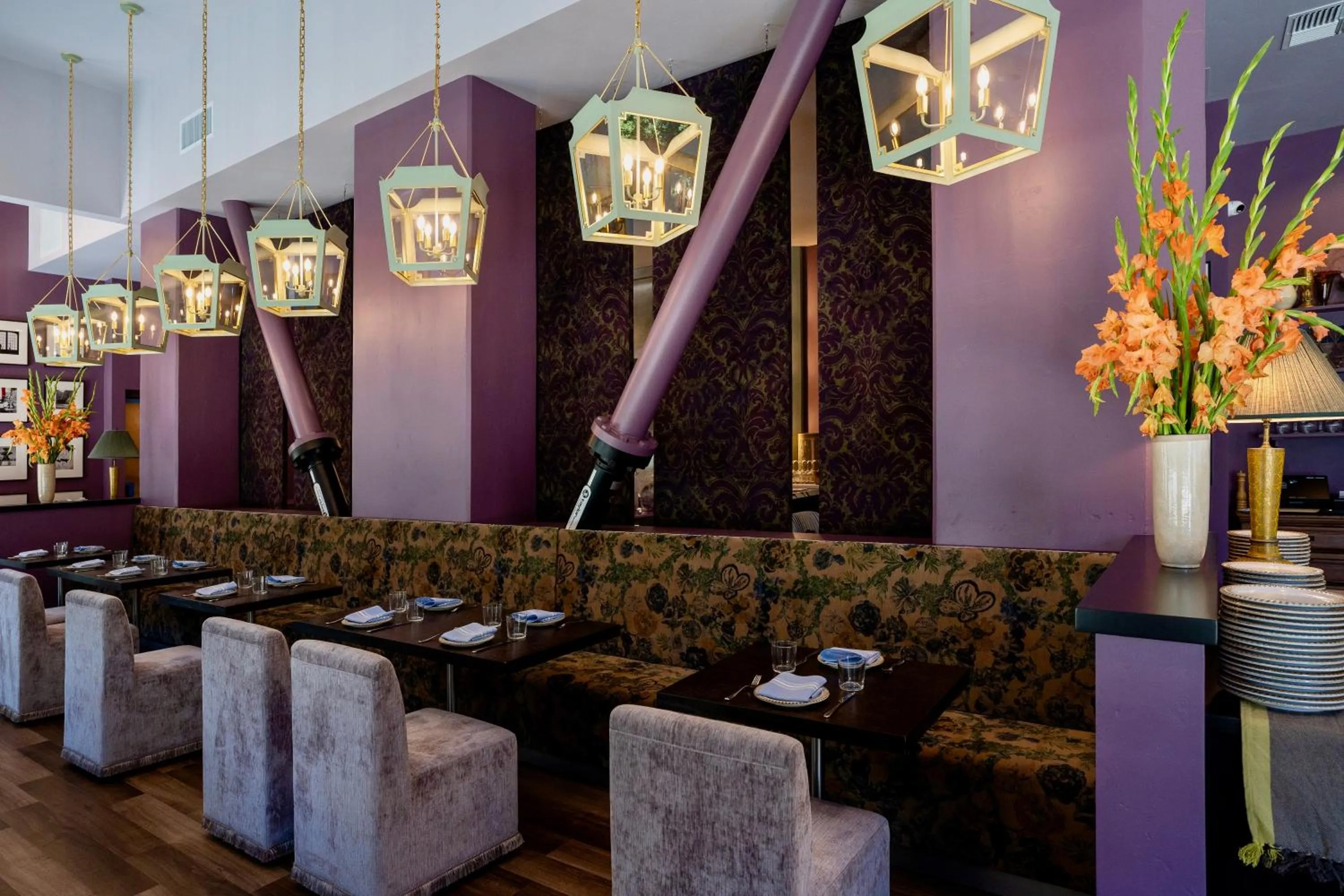 Restaurant/places to eat in The Exchange Sacramento, Curio Collection By Hilton