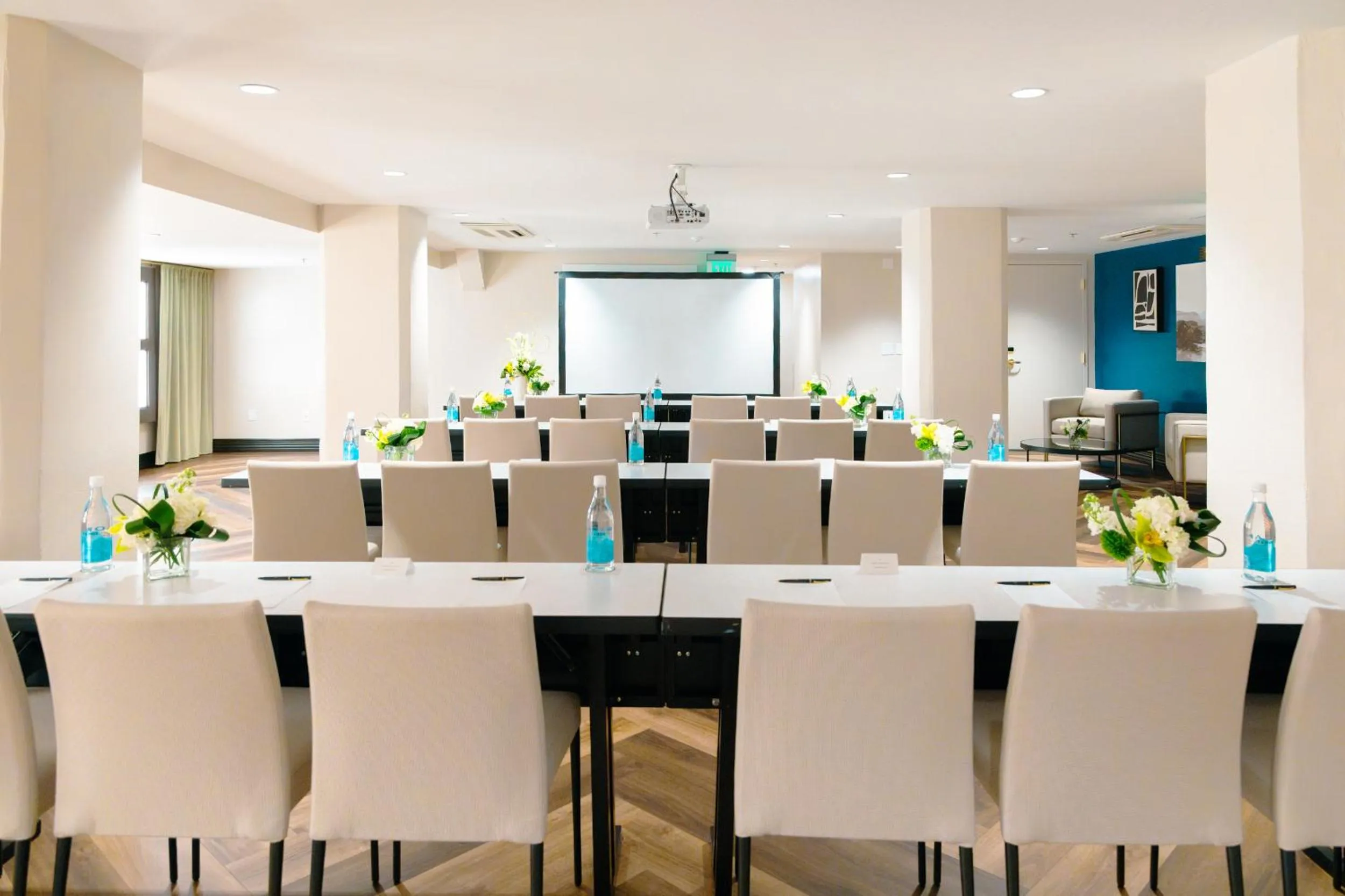 Meeting/conference room in The Exchange Sacramento, Curio Collection By Hilton