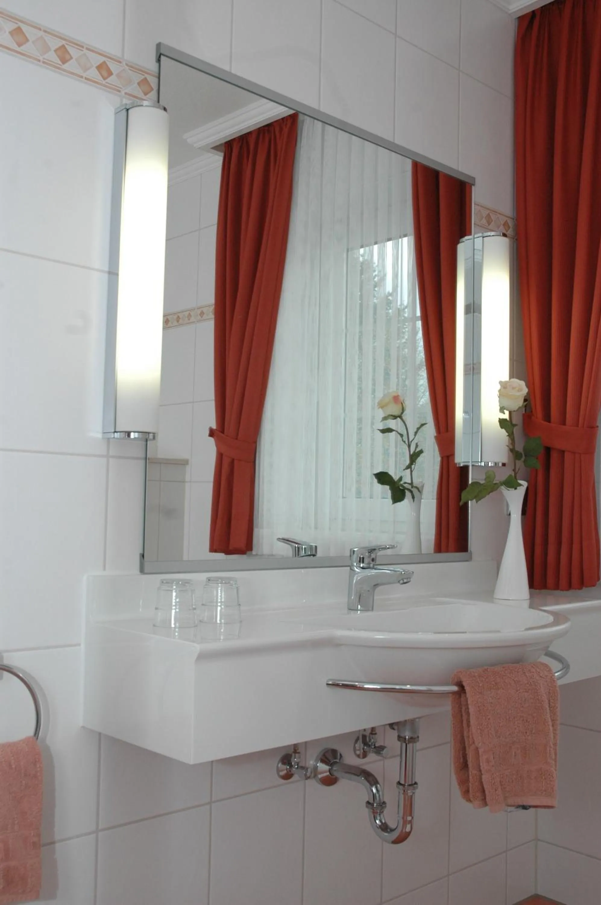 Bathroom in Hotel Hochheide