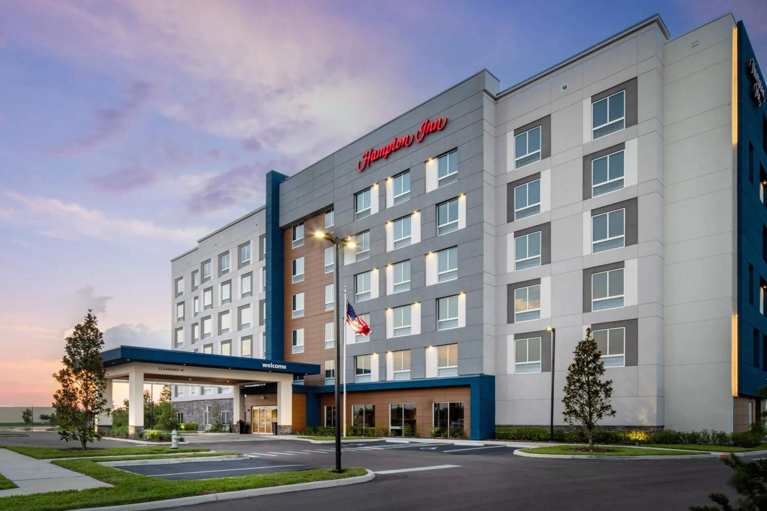 Property building in Hampton Inn Kissimmee North