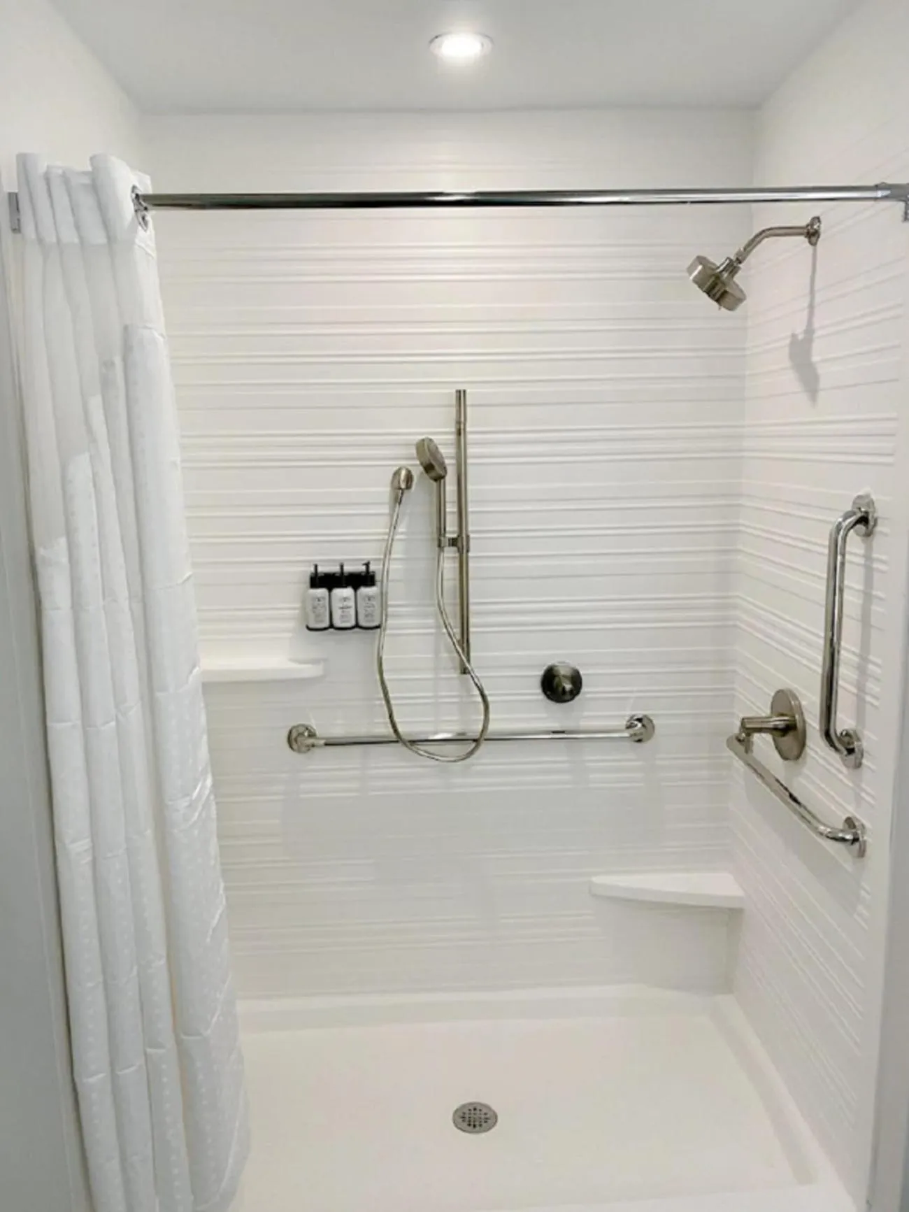 Bathroom in avid hotel Zeeland - Holland by IHG