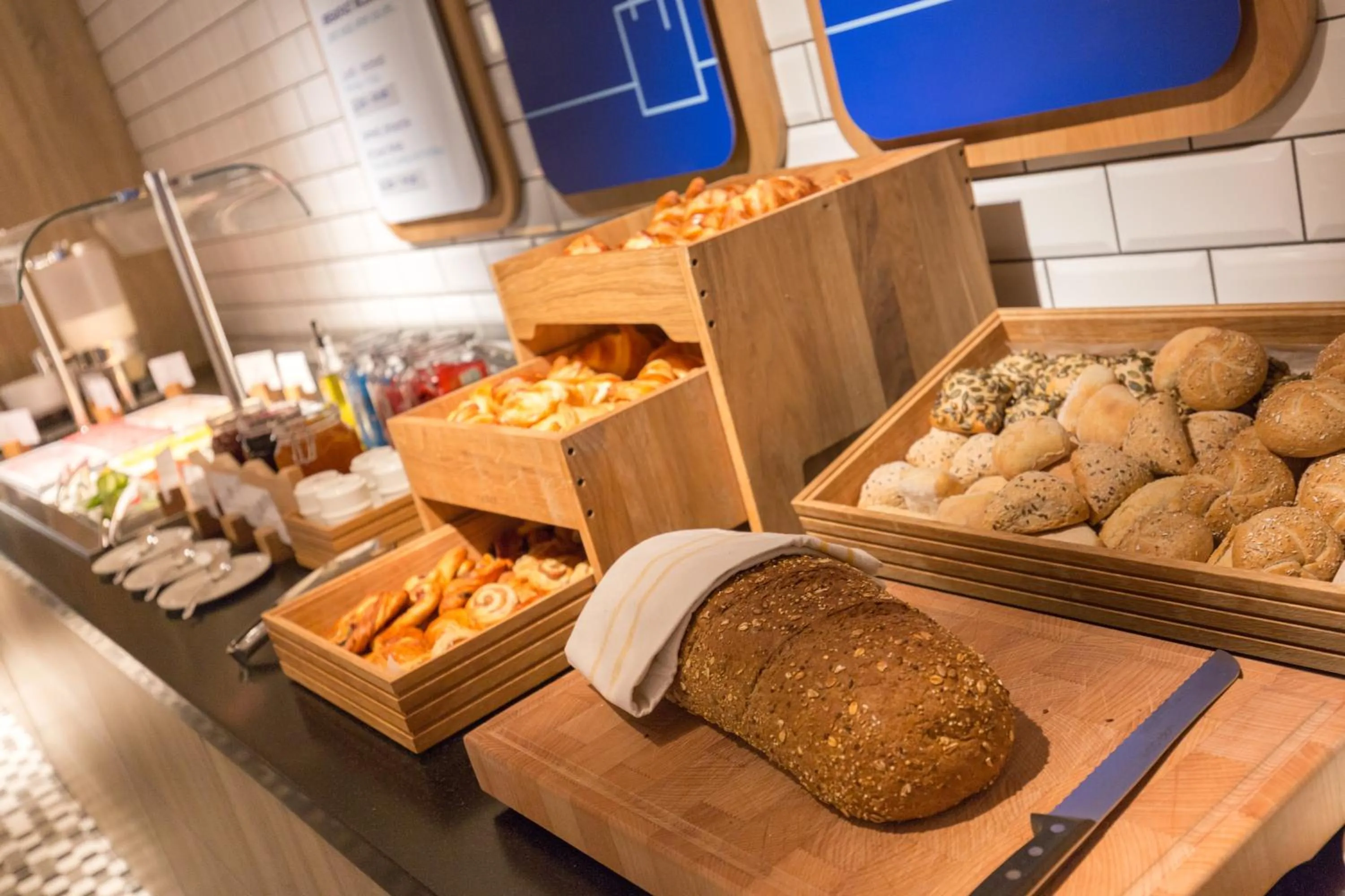 Breakfast in Holiday Inn Express Brussels-Grand-Place by IHG