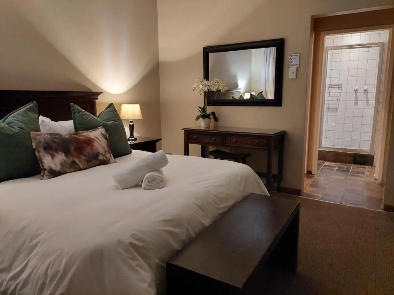 Shower, Bed in Aloes Guest House 62 on Meintjies