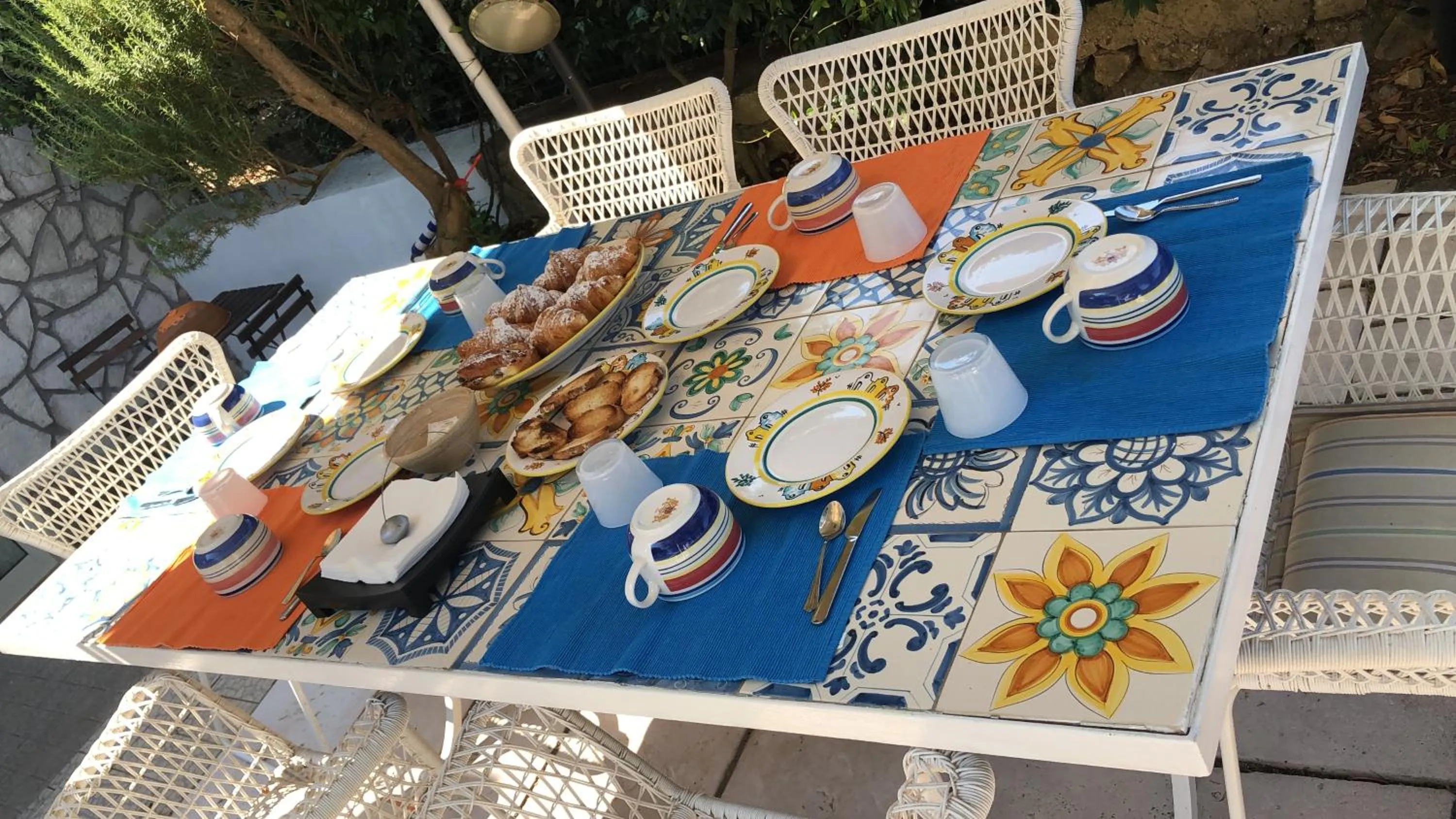 Breakfast in La Draghina B&B Capri