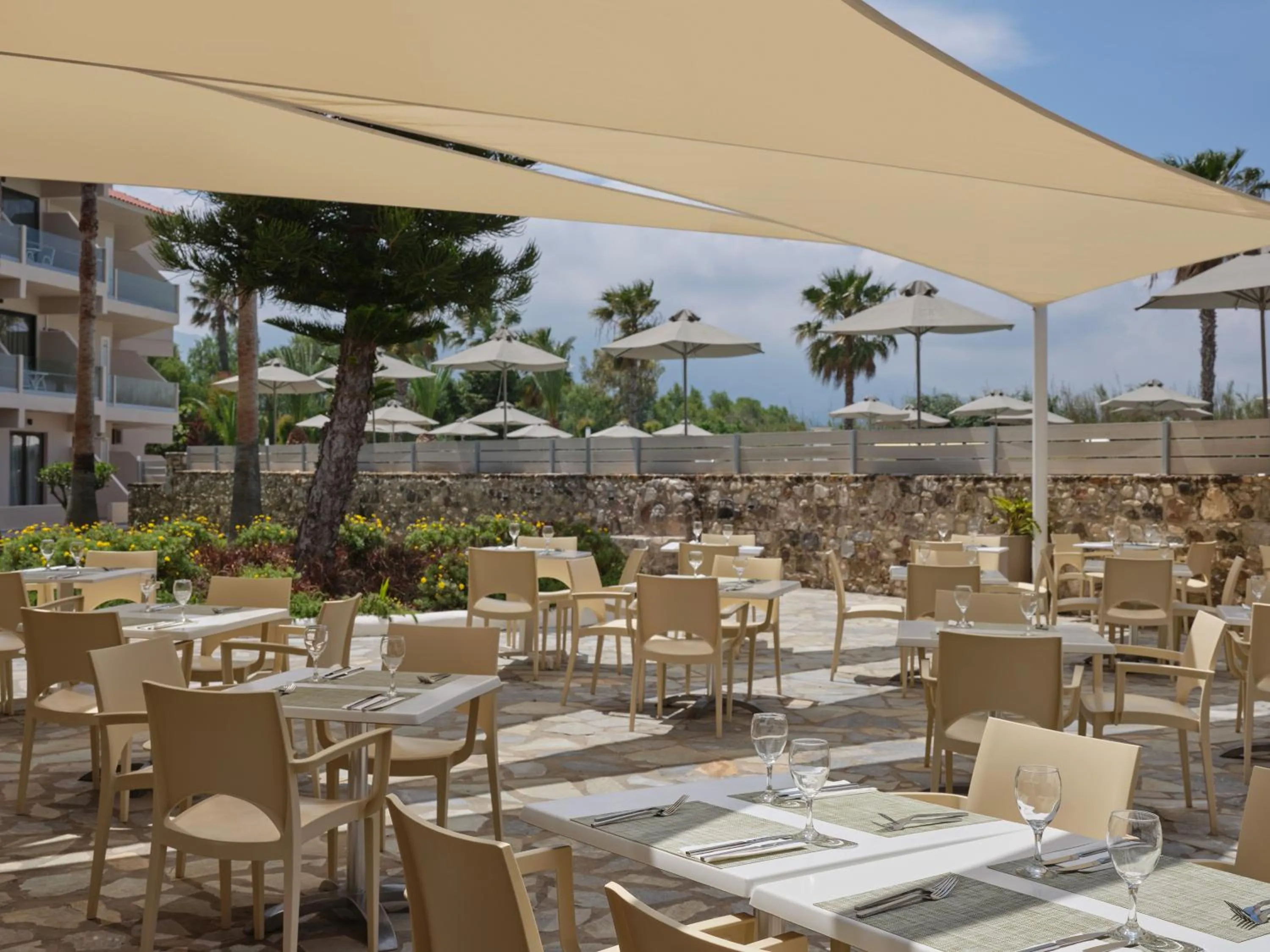 Restaurant/places to eat in Atlantica Thalassa Hotel