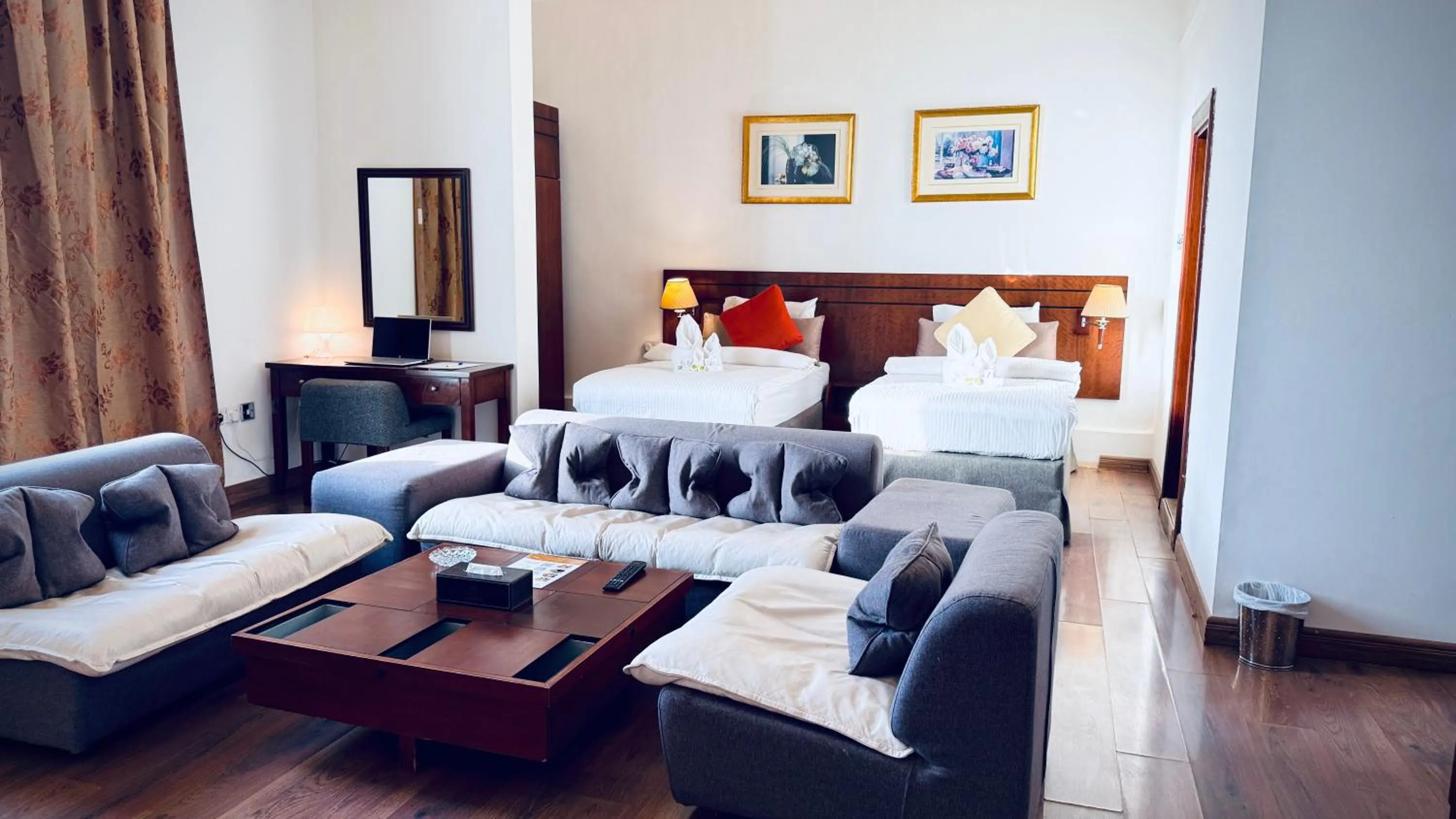 Photo of the whole room, Bed in Le Jazz Hotel