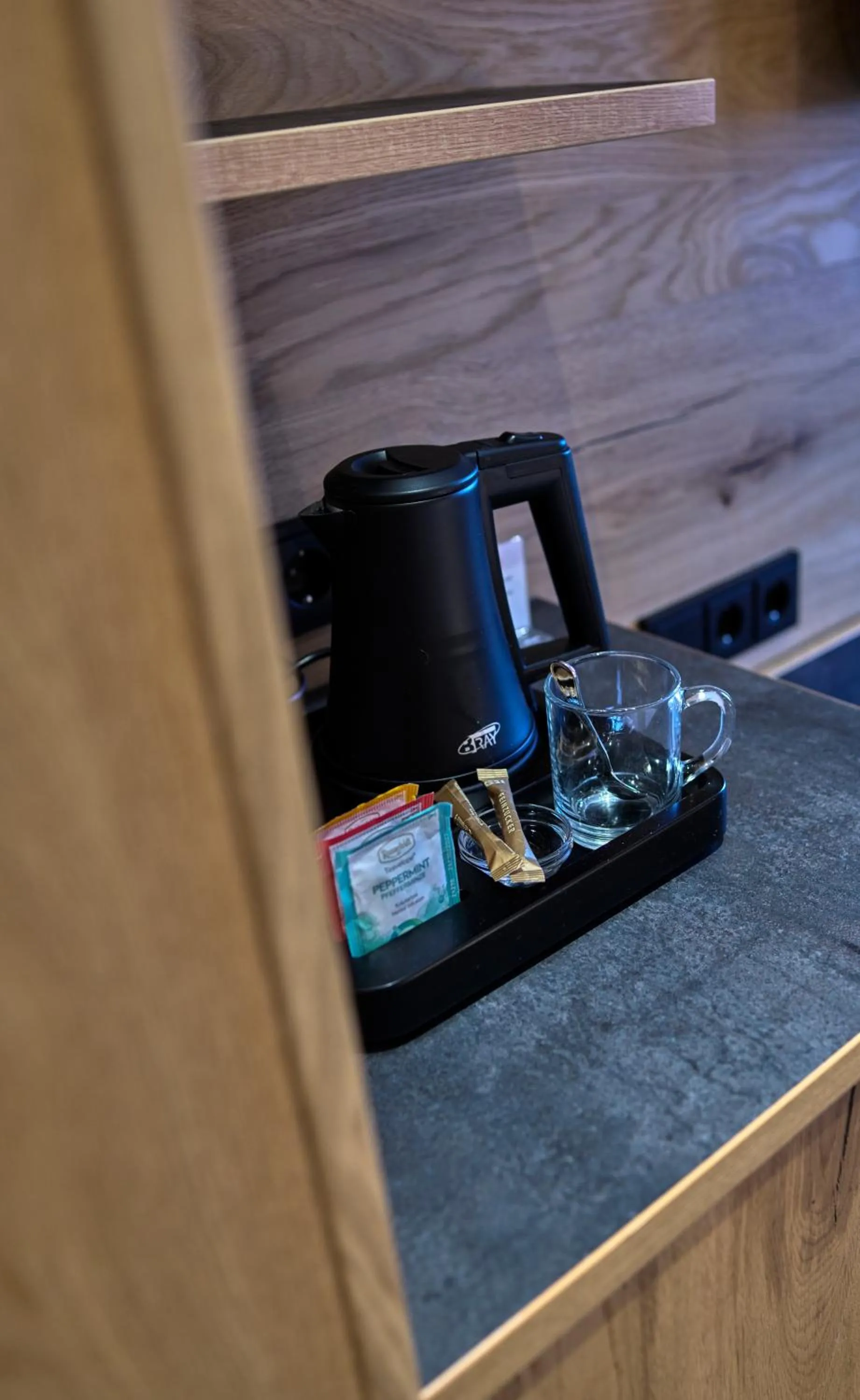 Coffee/tea facilities in Gasthaus Hotel Ostermeier