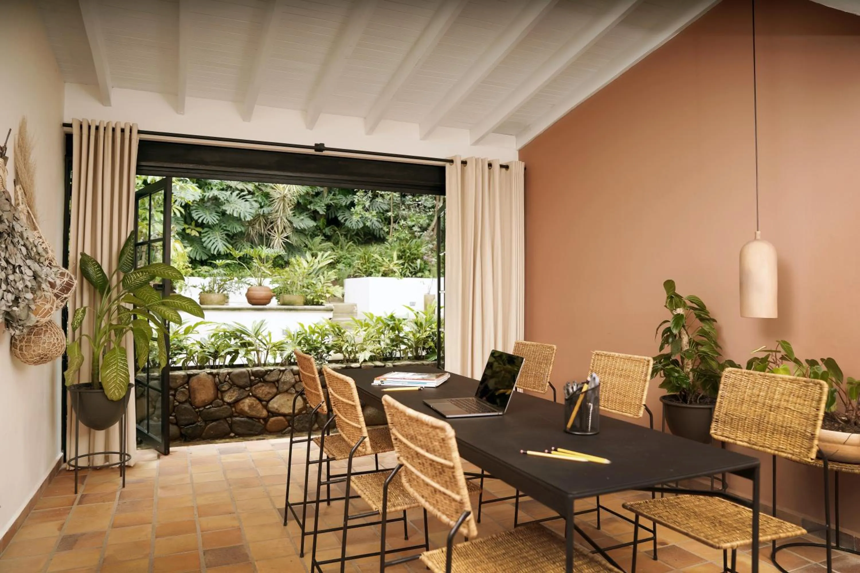 Seating area in Hotel Quinta Ladera