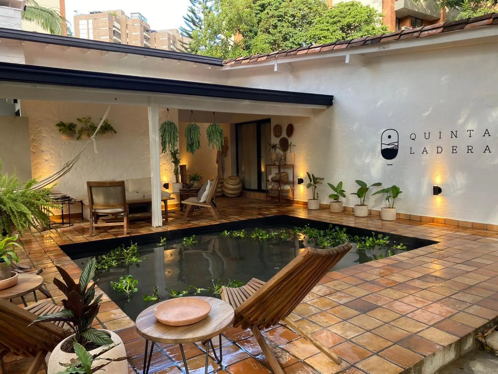 Property building in Hotel Quinta Ladera