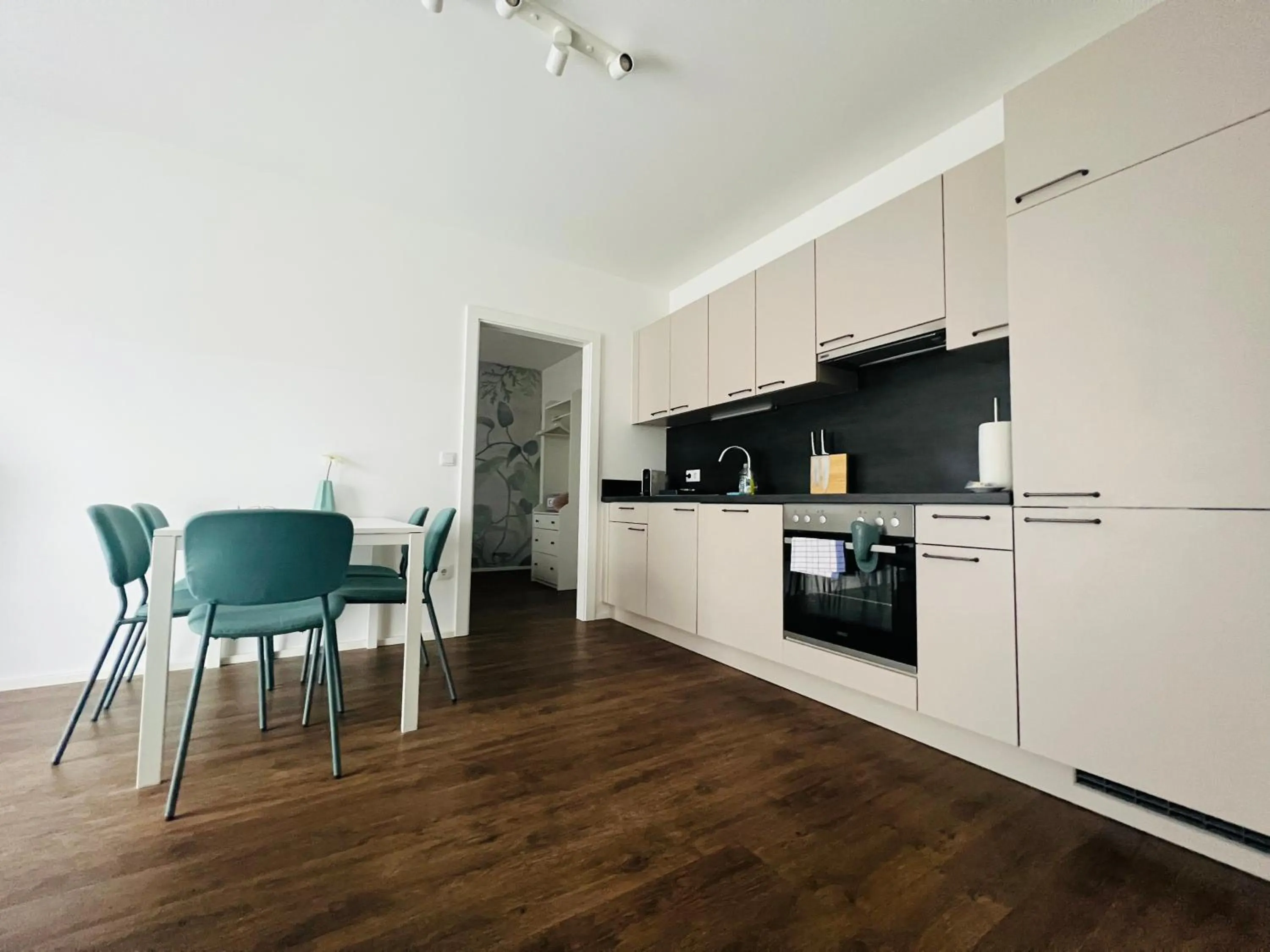 Kitchen or kitchenette in APSTAY Eggenberg I Self Check-in I Parking option
