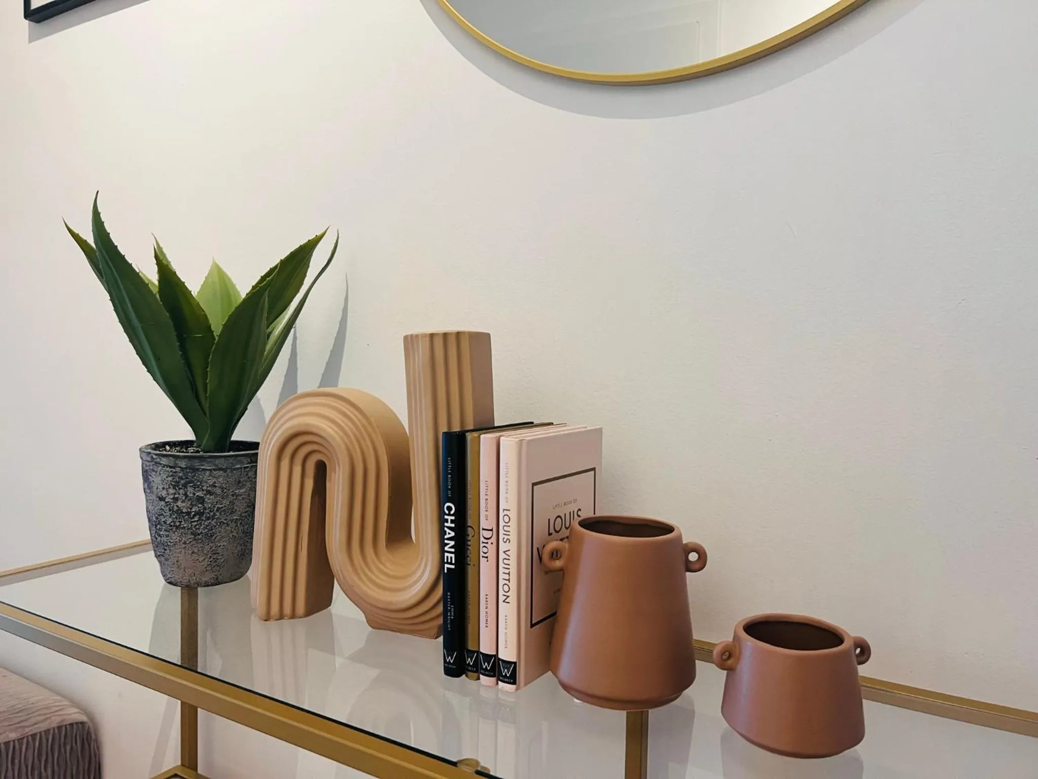 Decorative detail in APSTAY Eggenberg I Self Check-in I Parking option