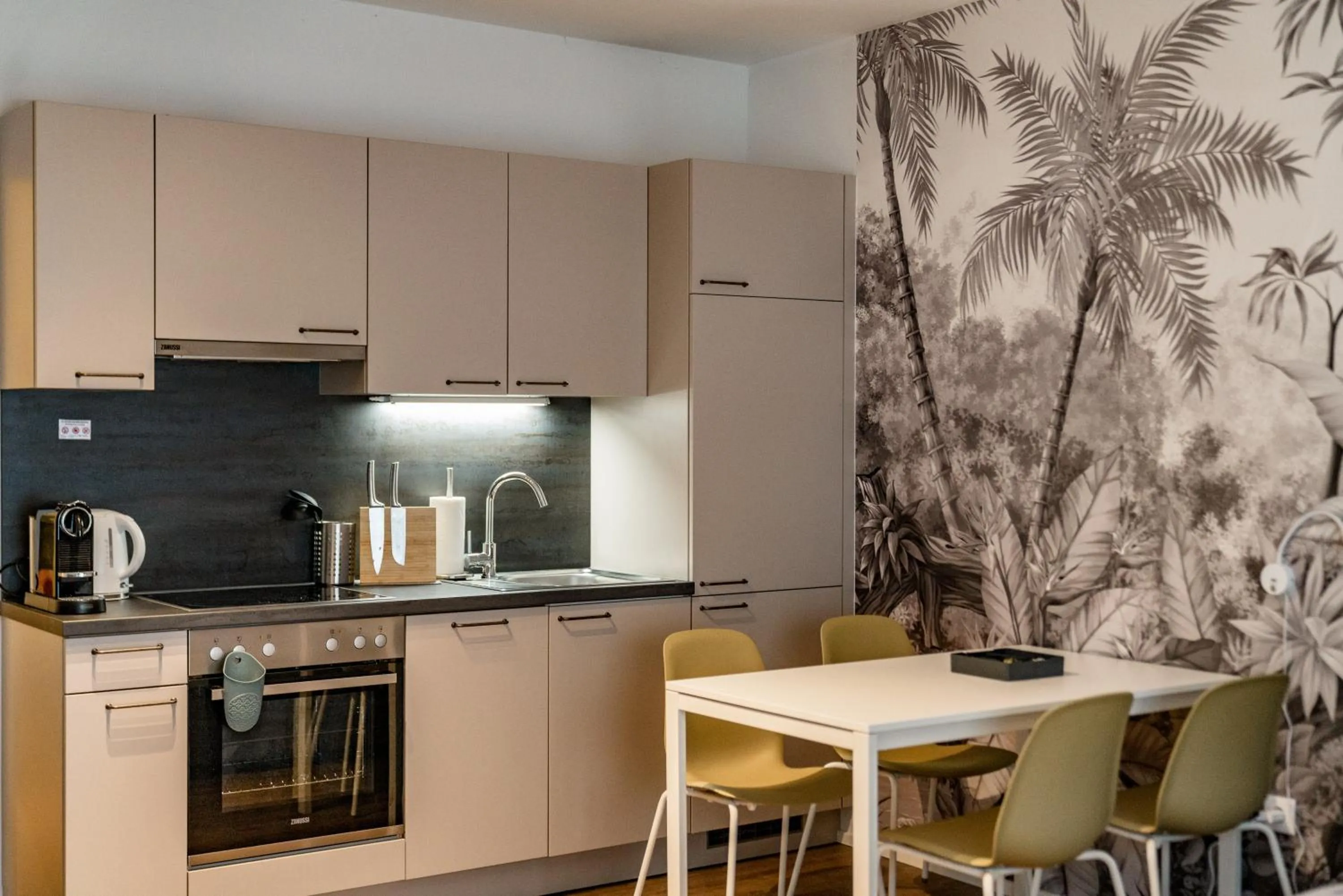 Kitchen or kitchenette in APSTAY Eggenberg I Self Check-in I Parking option