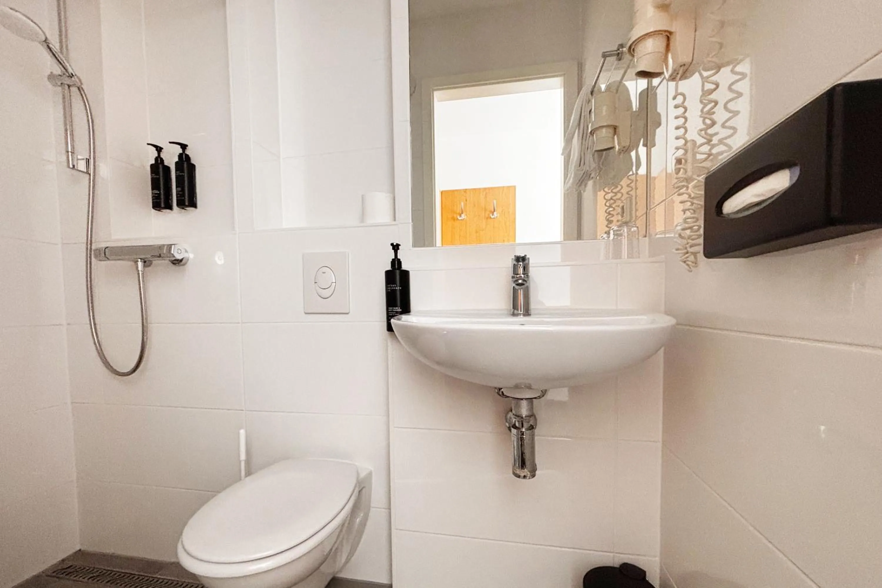 Photo of the whole room in Novum Hotel Bruy