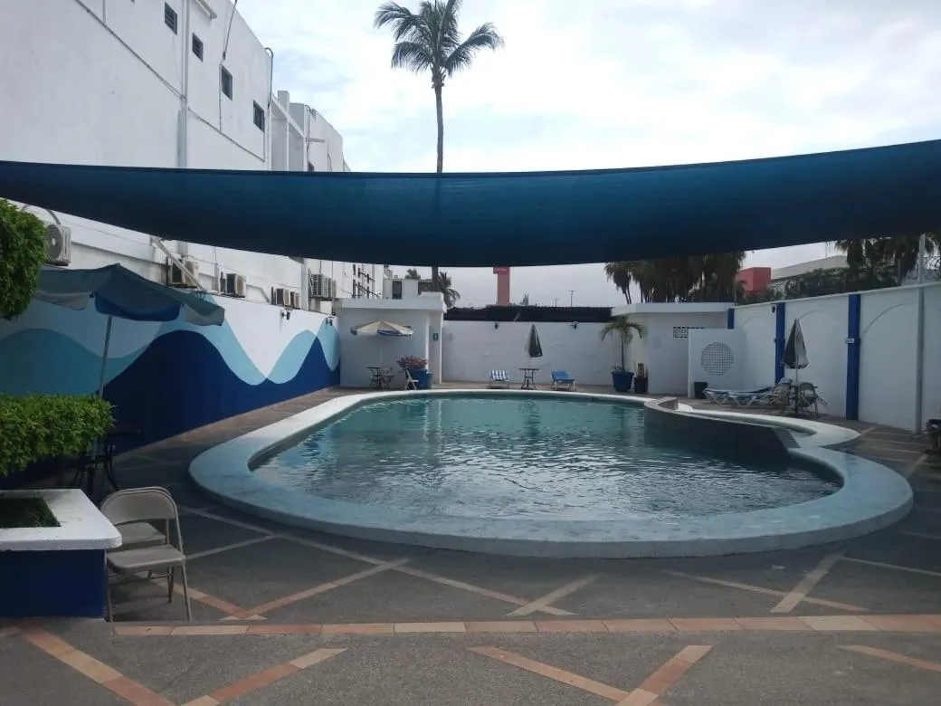 Swimming pool in Hotel San Diego
