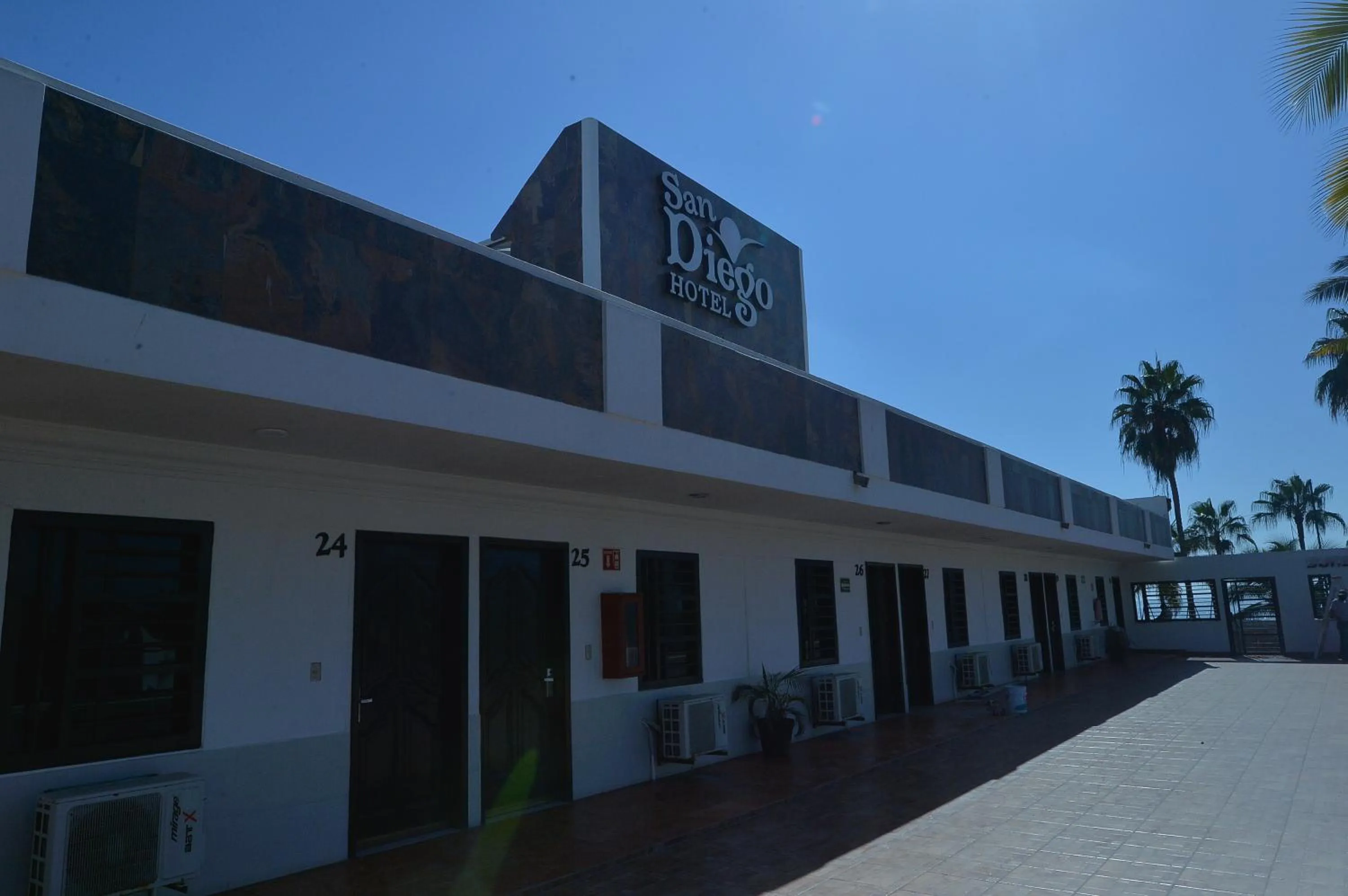 Property building in Hotel San Diego