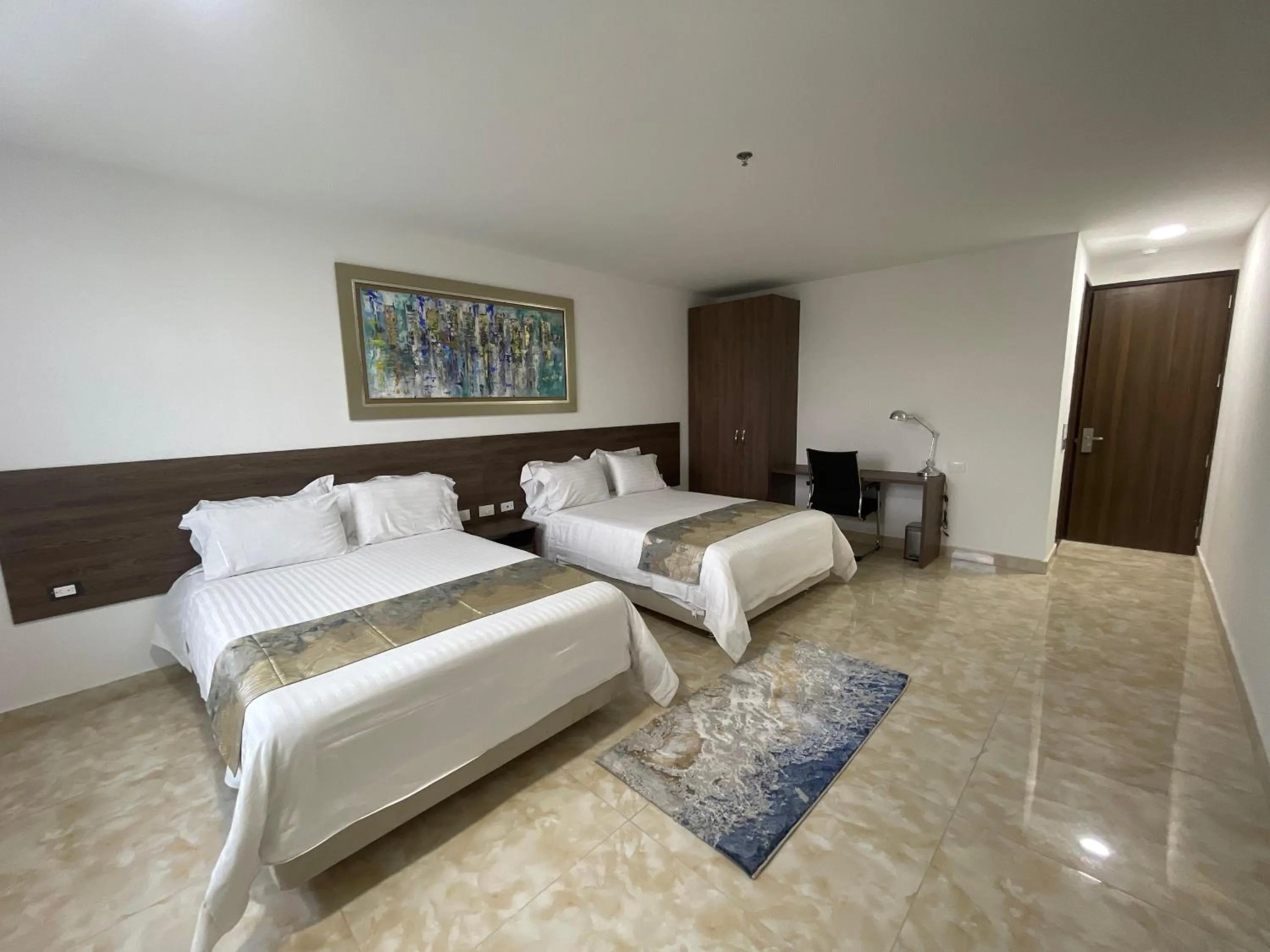 Bed in Hotel Real Elim International