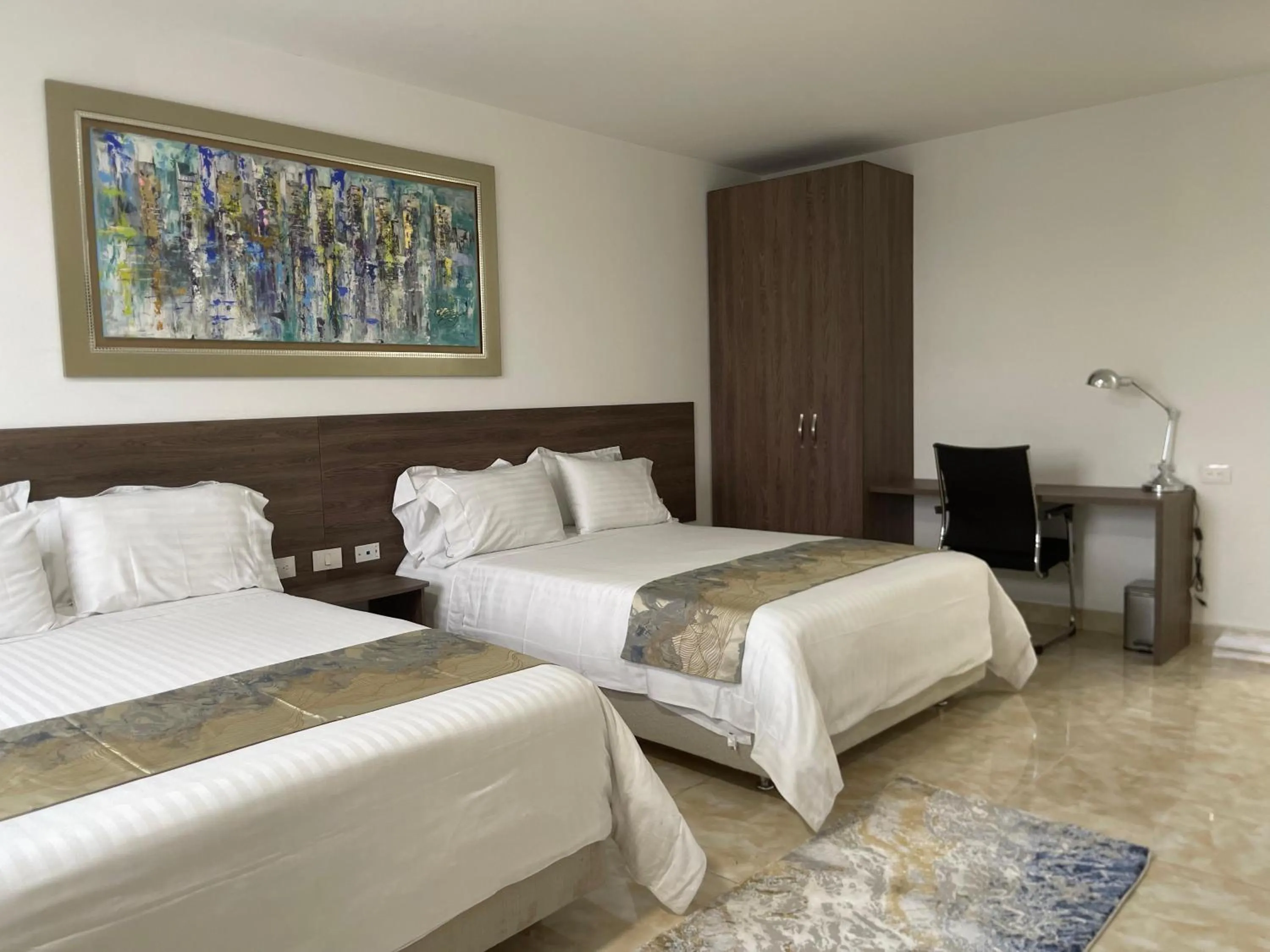 Bed in Hotel Real Elim International