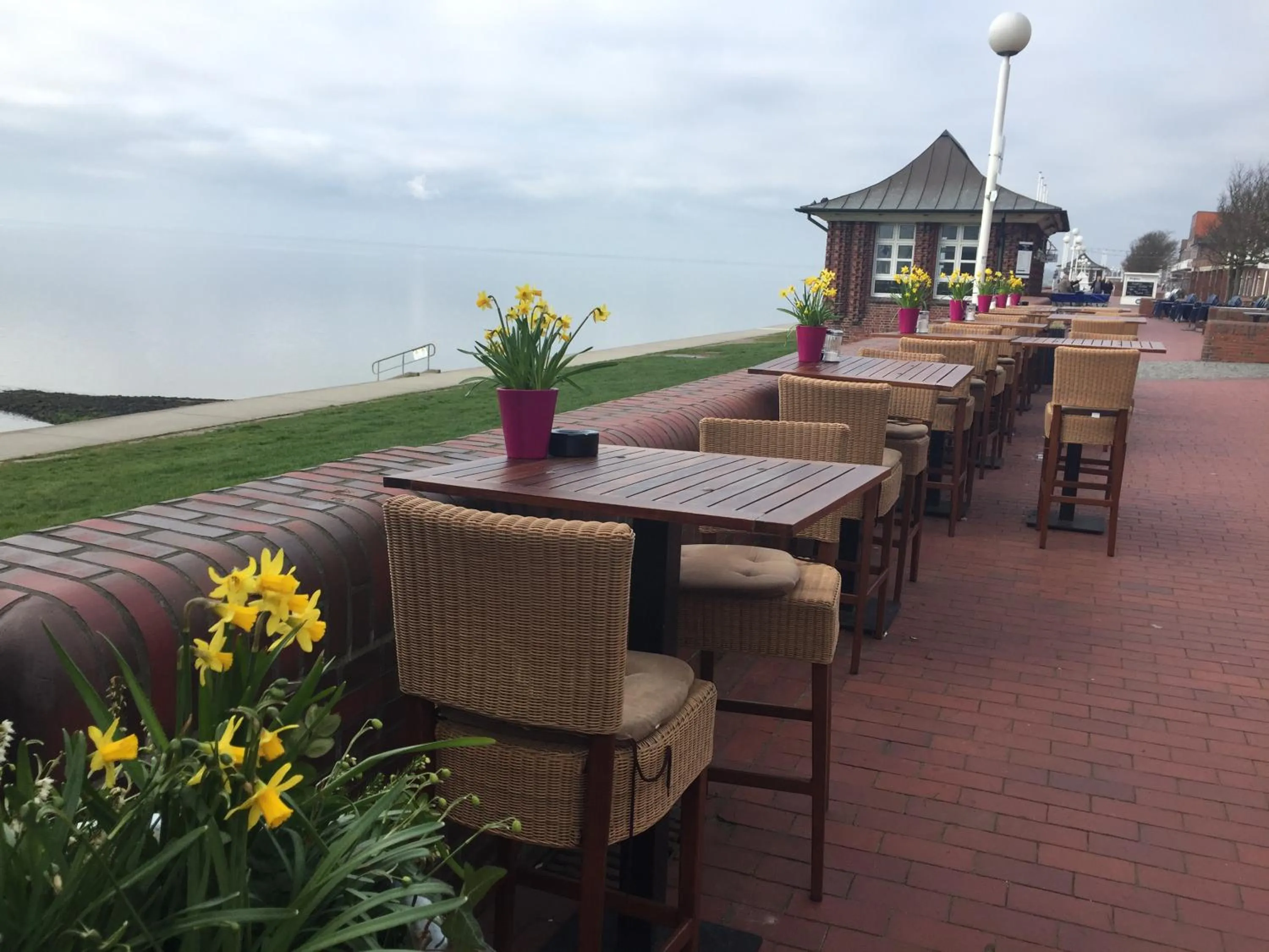 Restaurant/places to eat in Strand-Hotel Seenelke